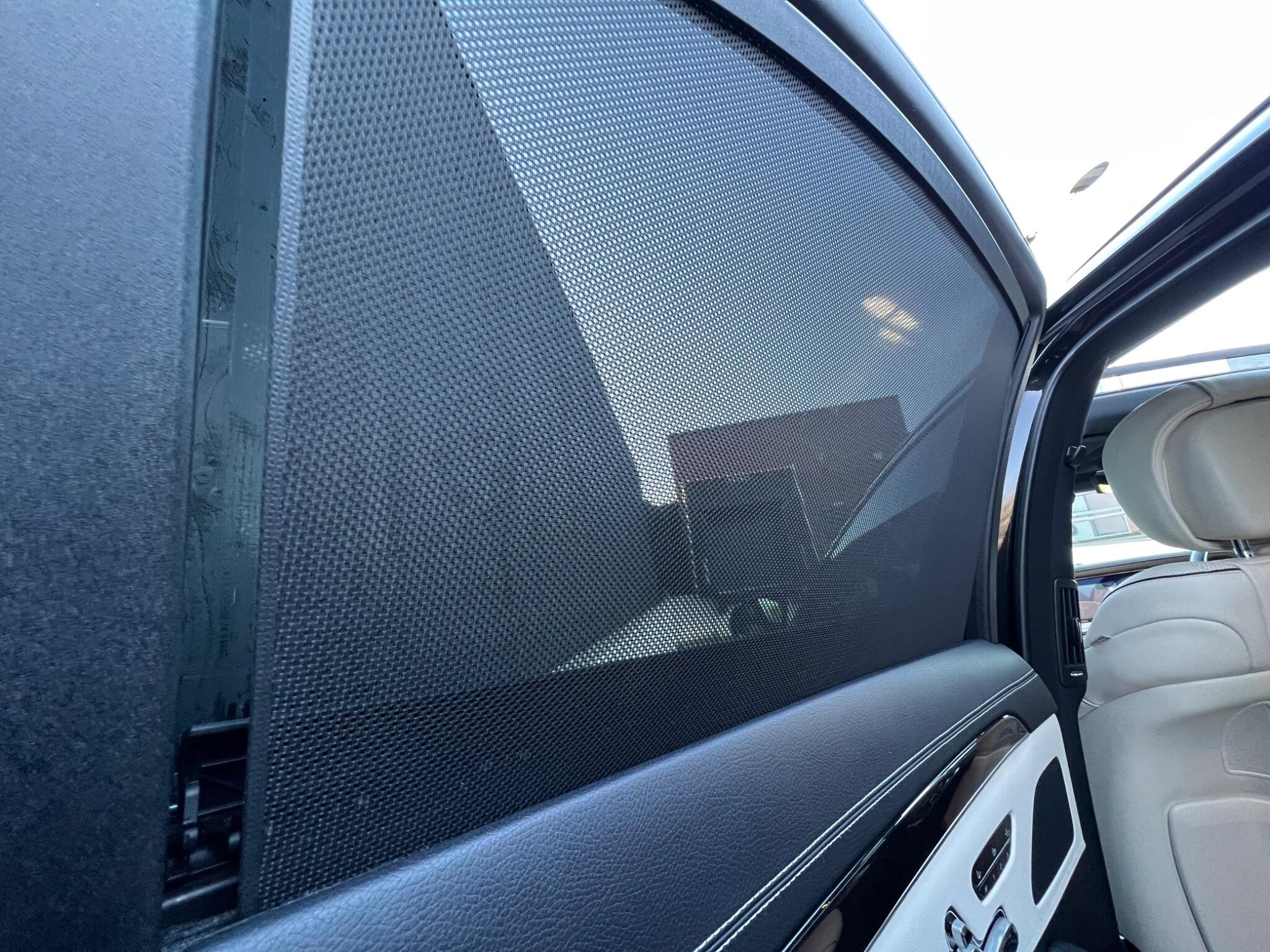 Mercedes-Benz S-Class view 44
