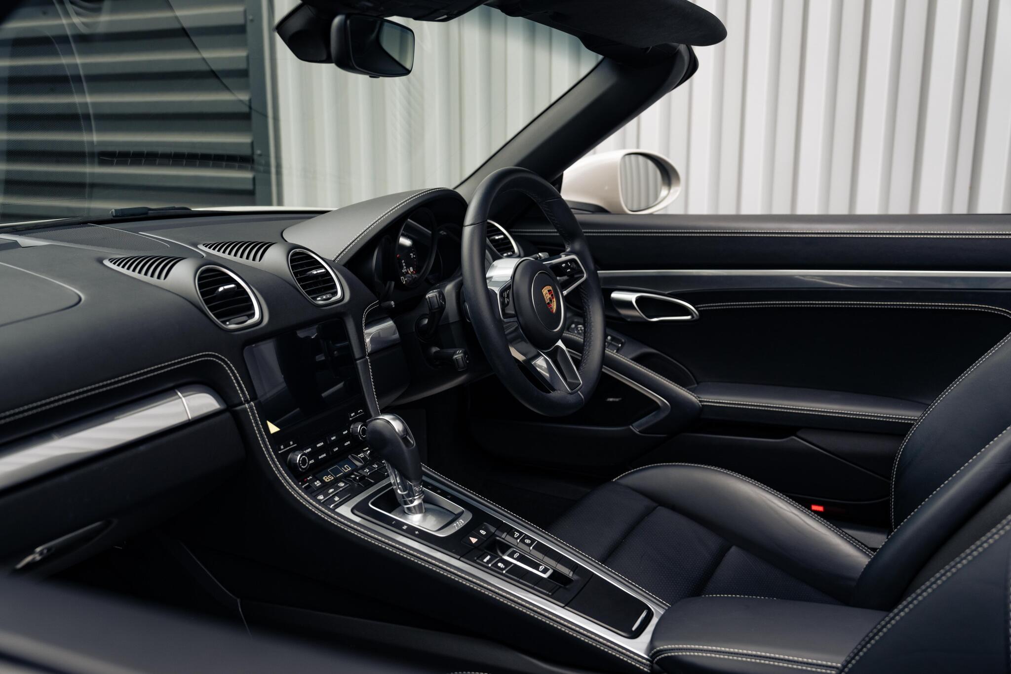 Porsche 718 Boxster view 5