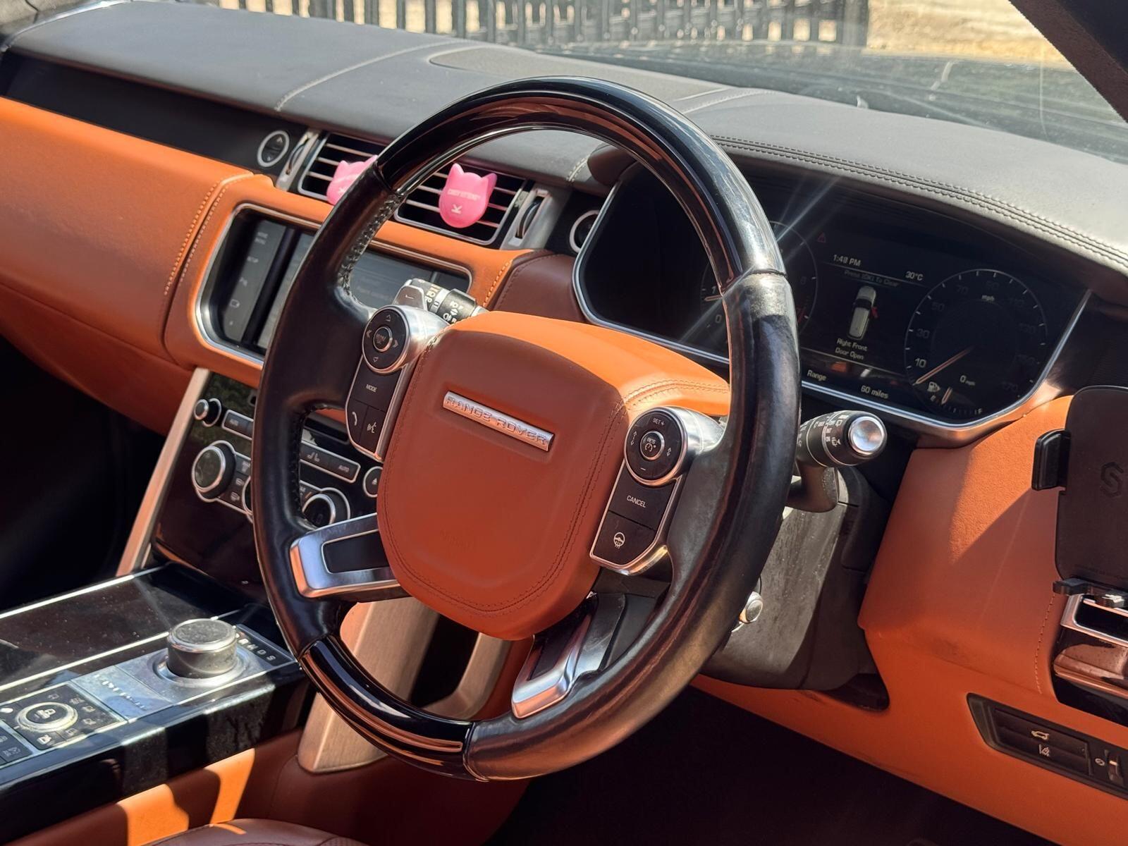 Land Rover Range Rover view 11