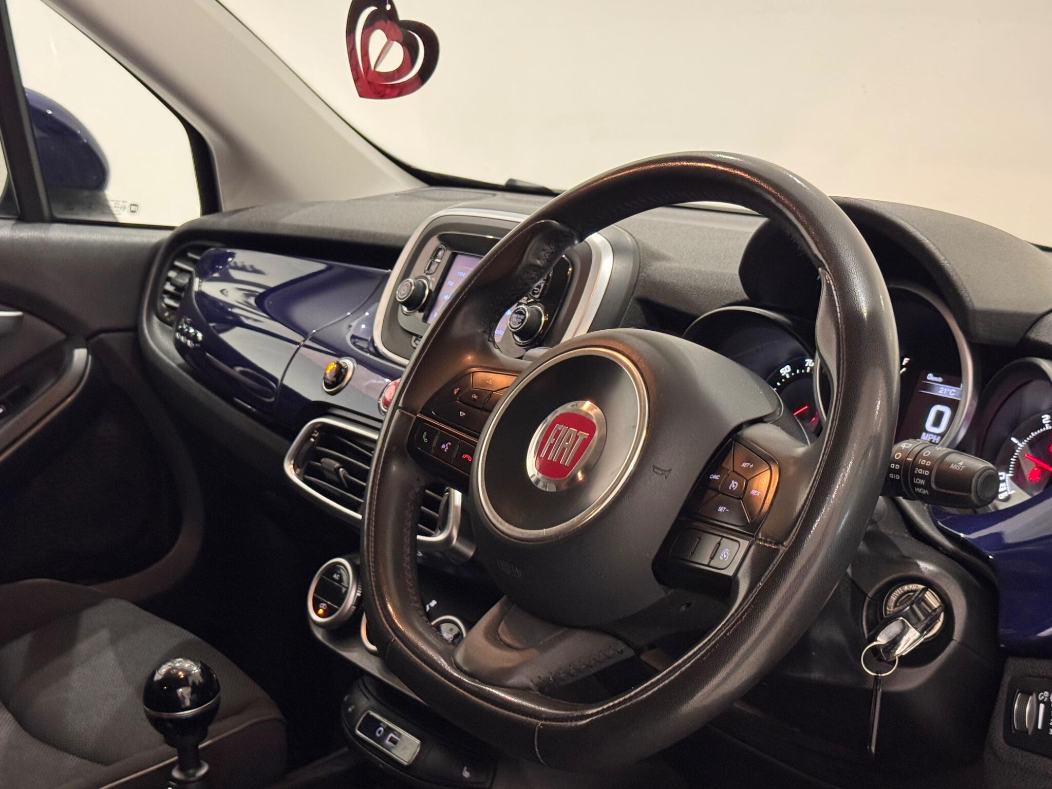 Fiat 500x view 22