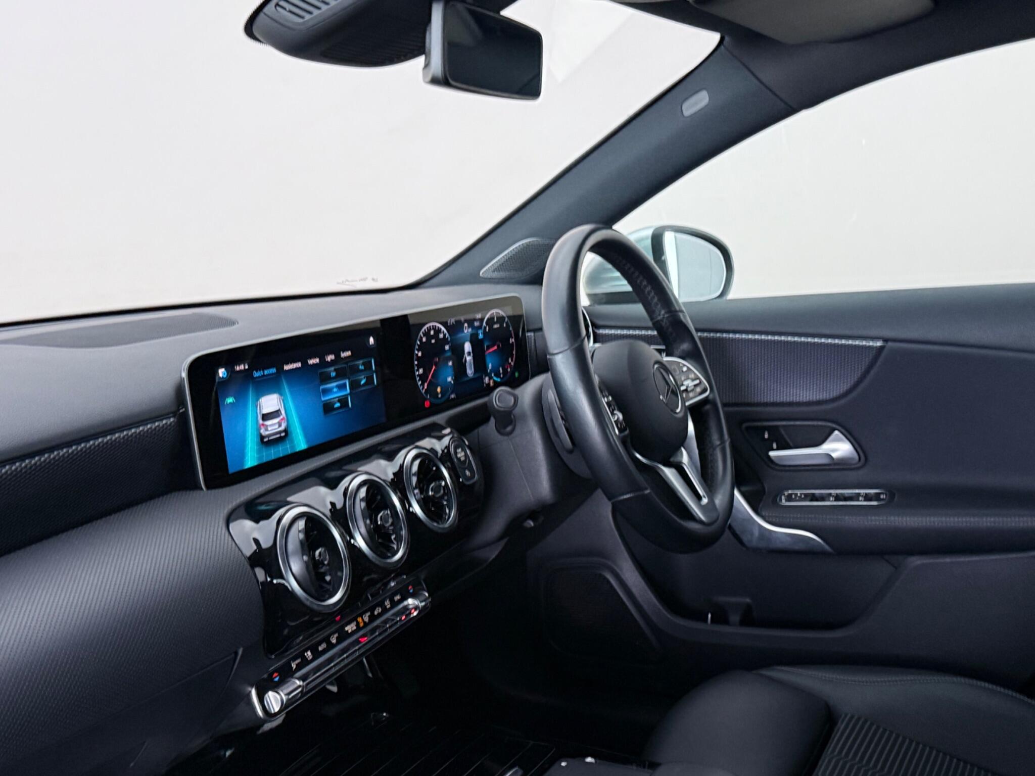 Mercedes-Benz A-Class view 4