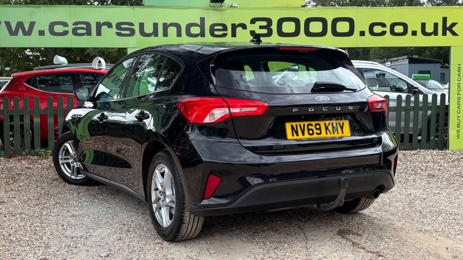 Ford Focus view 4