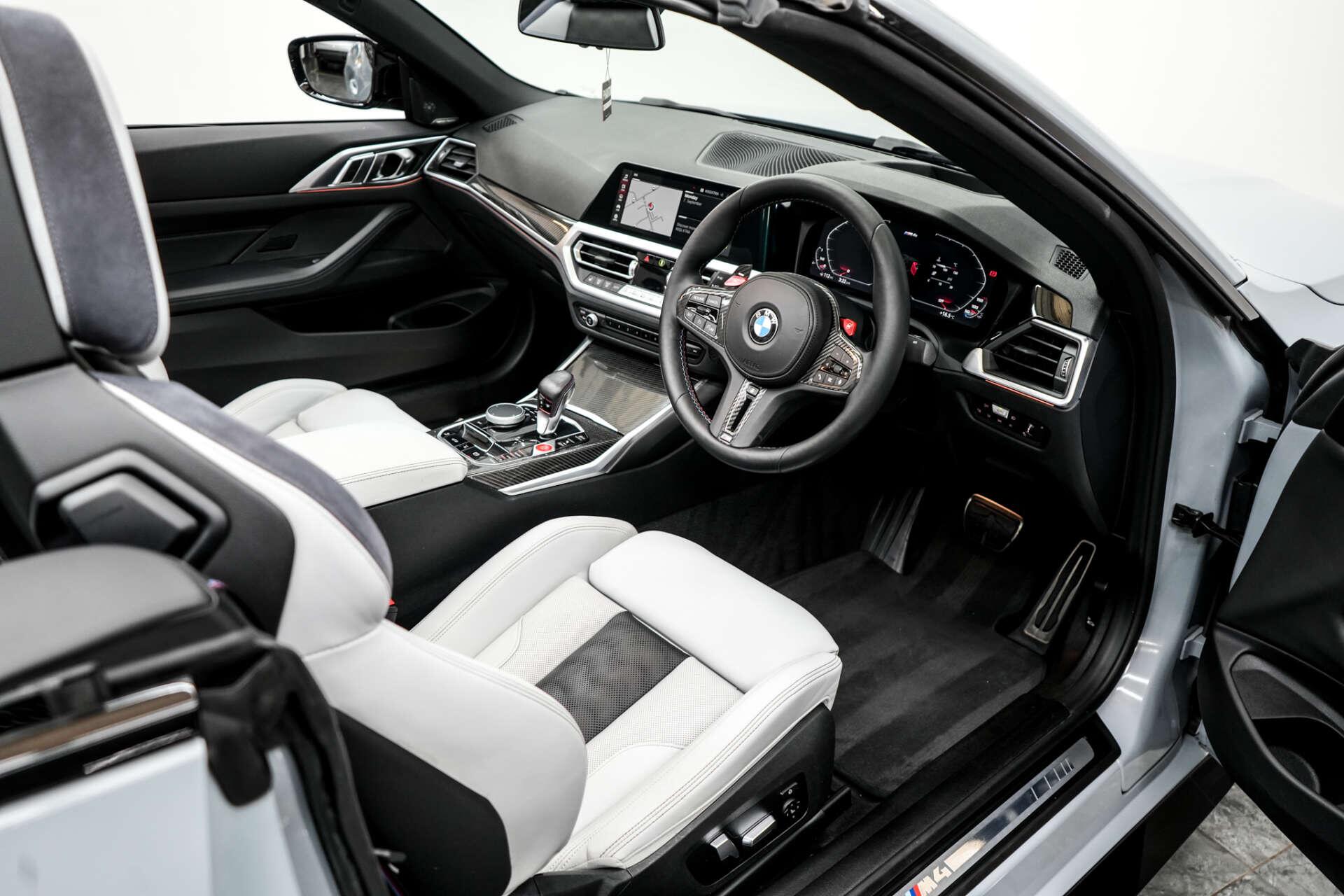 BMW M4 view 15