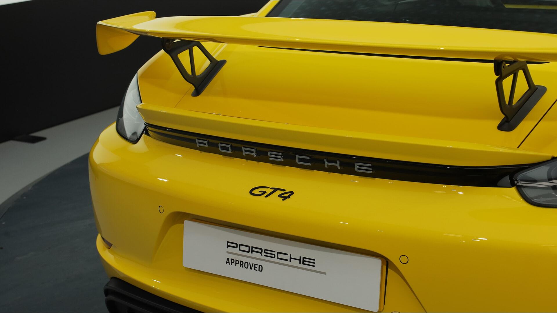 Porsche Cayman view 35