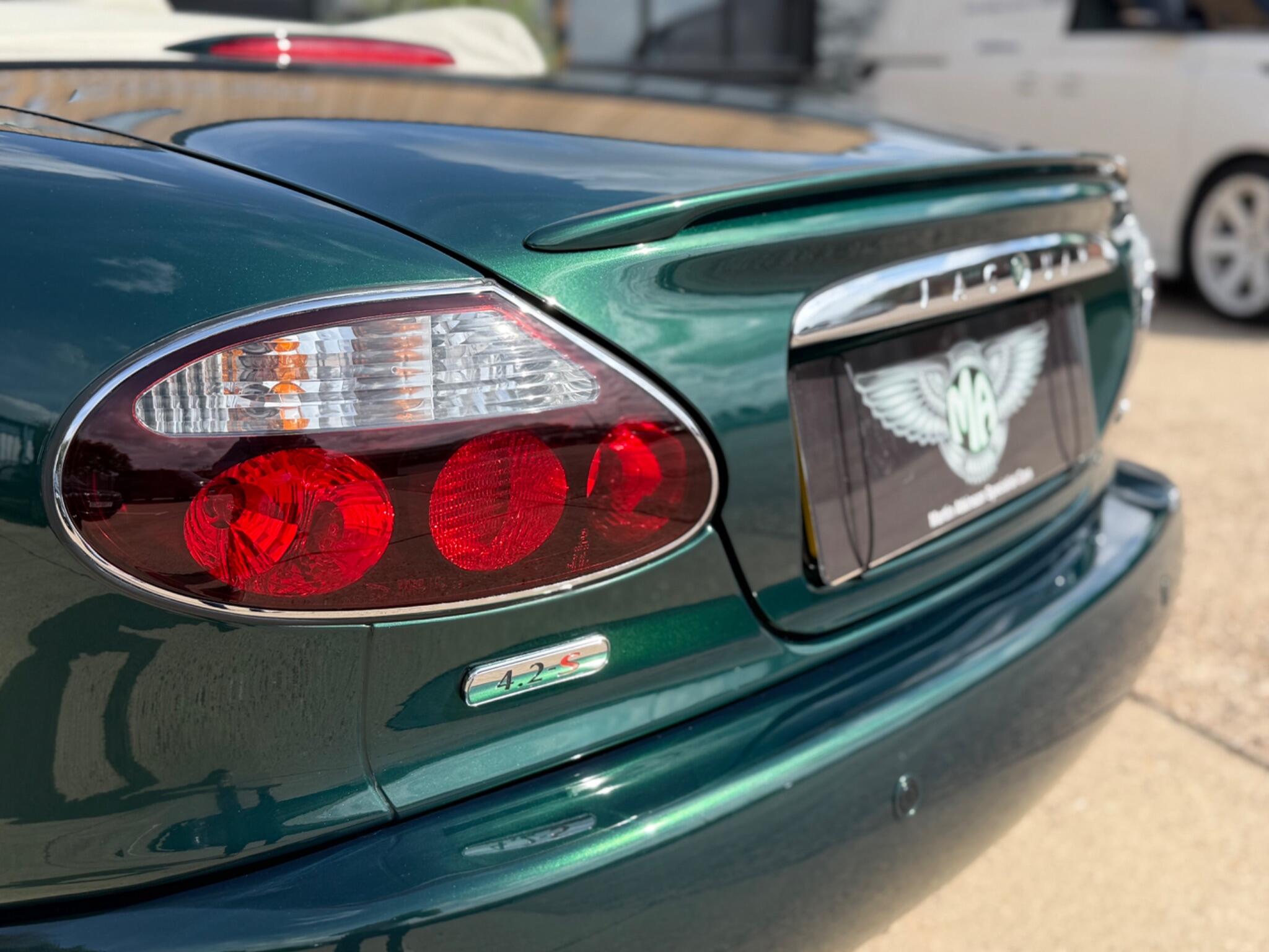 Jaguar XK8 view 65