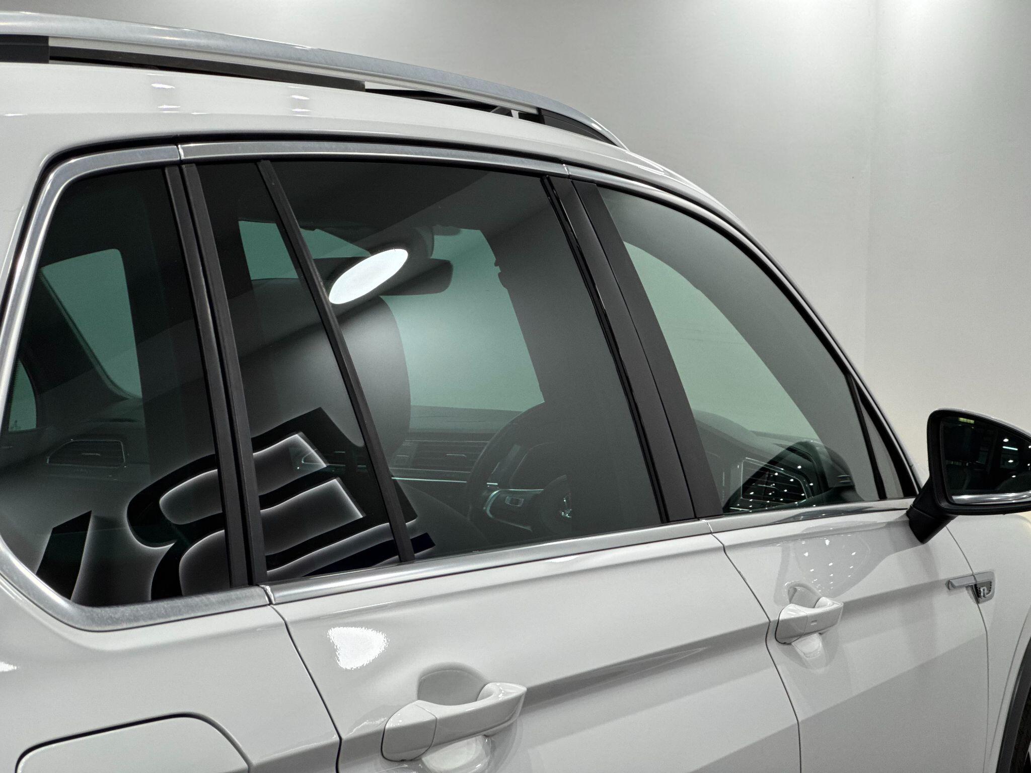 Volkswagen Tiguan view 25