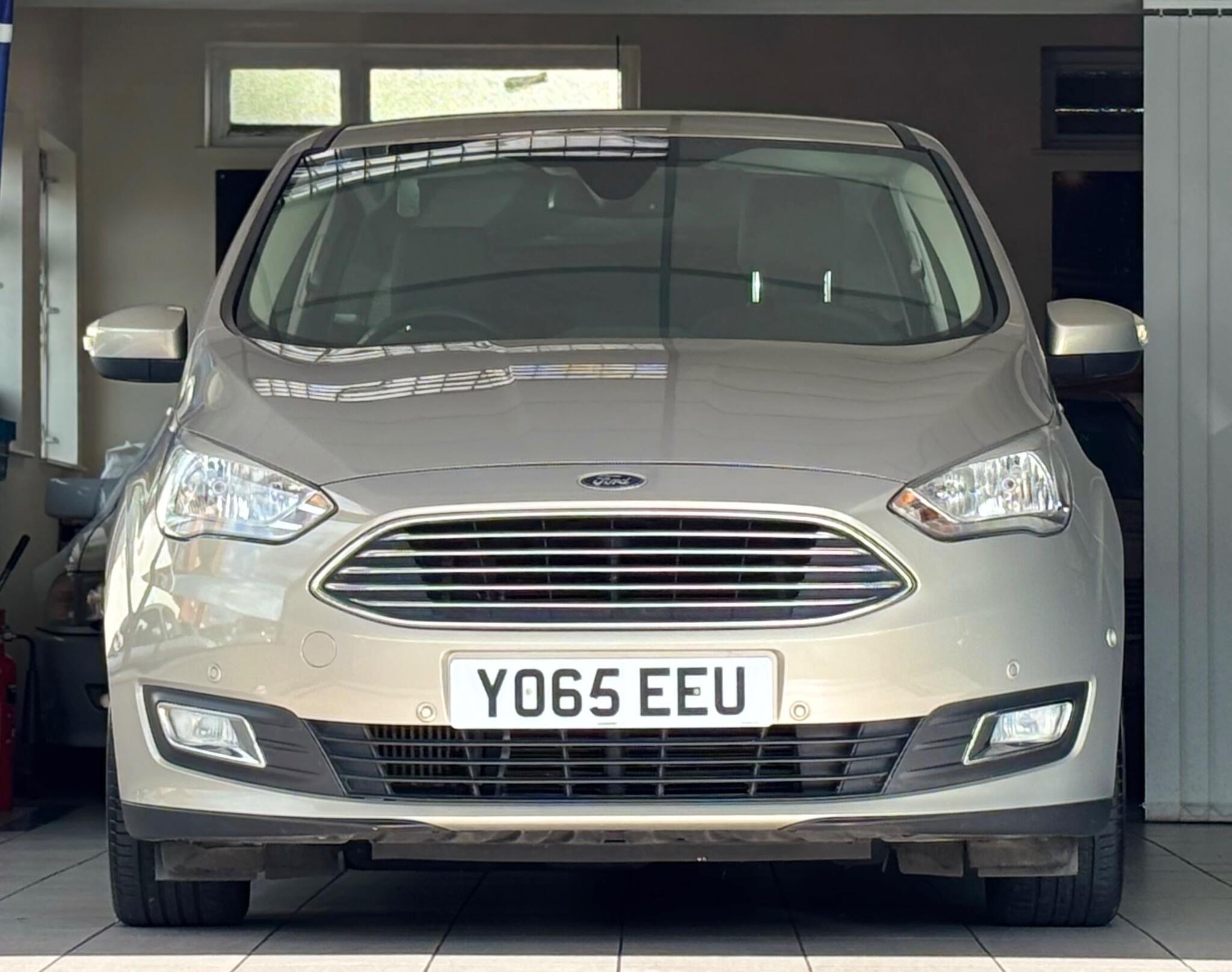 Ford C-Max view 2