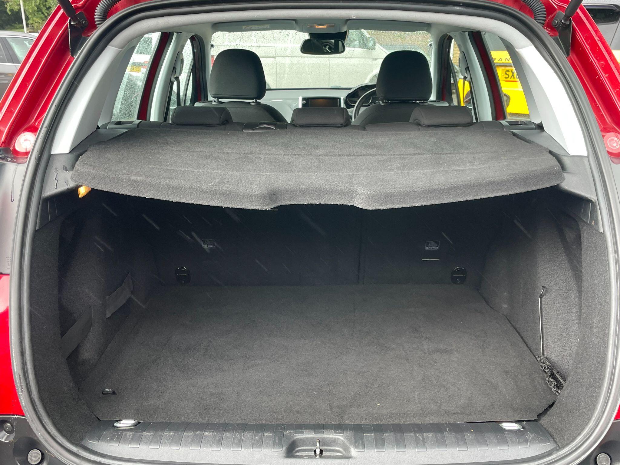 Peugeot 2008 view 22