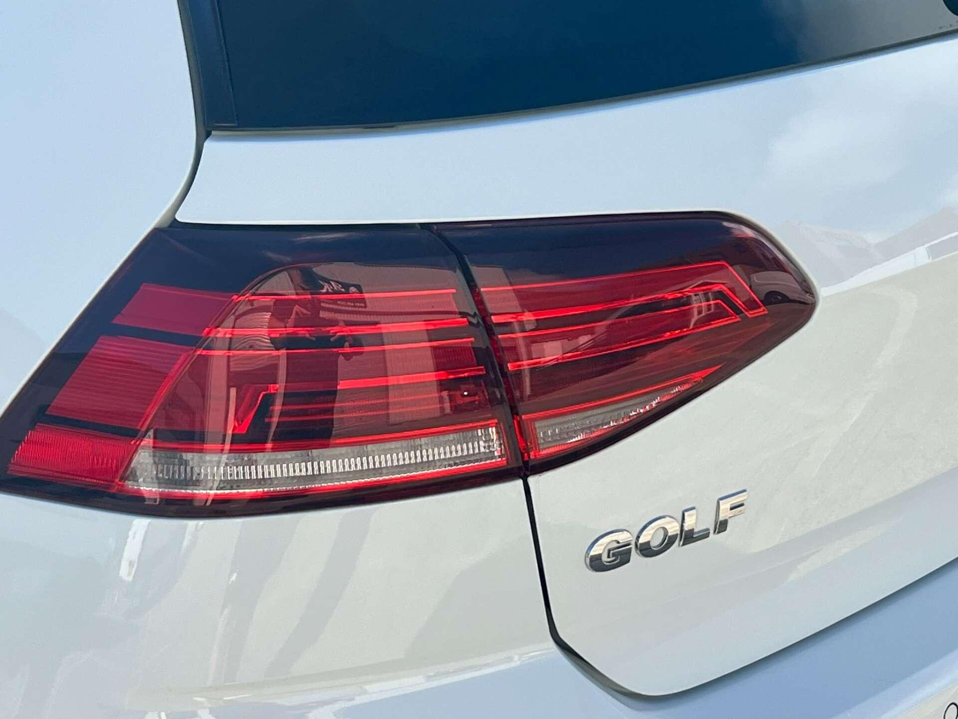 Volkswagen Golf view 62