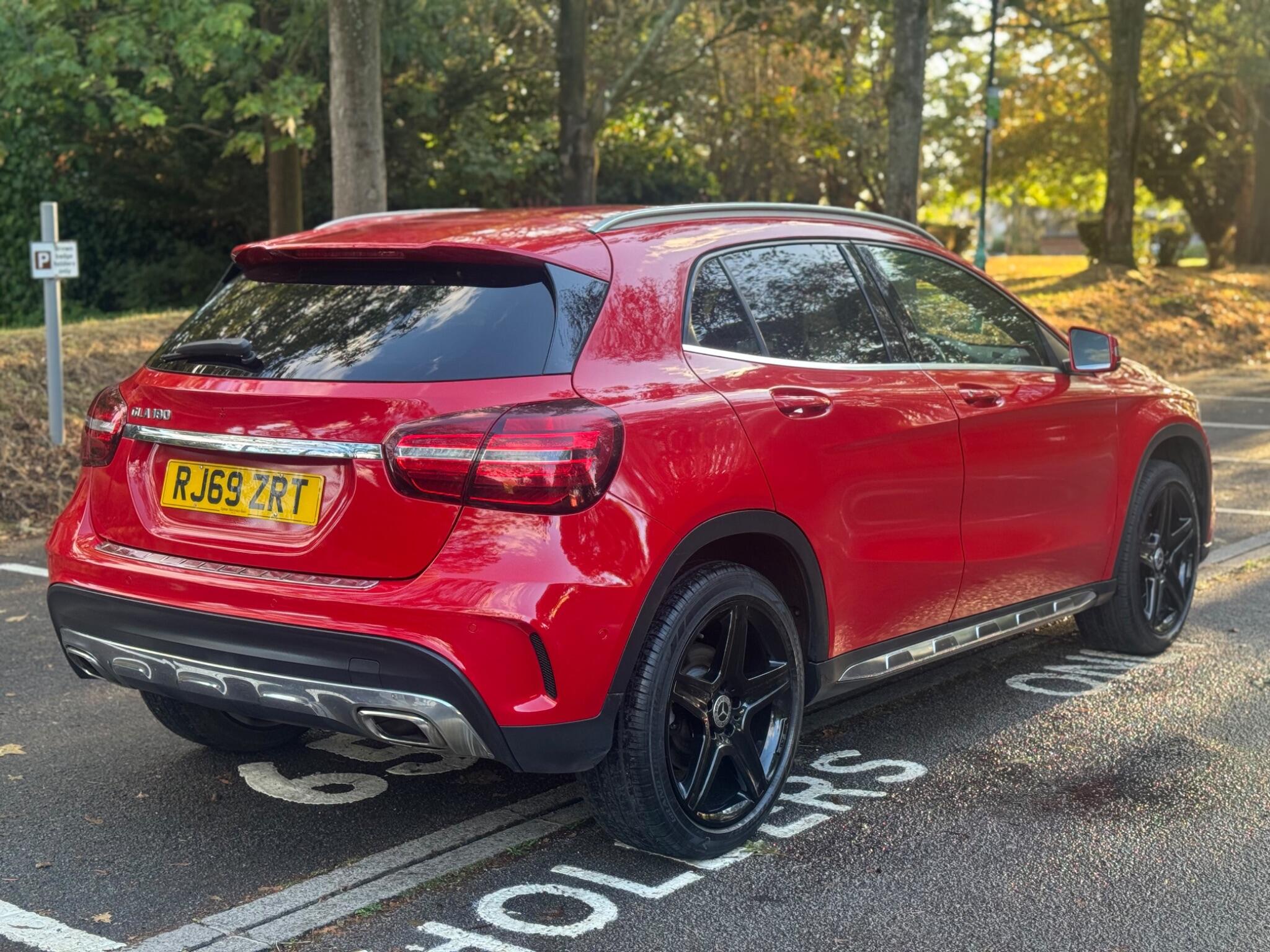 Mercedes-Benz Gla view 4