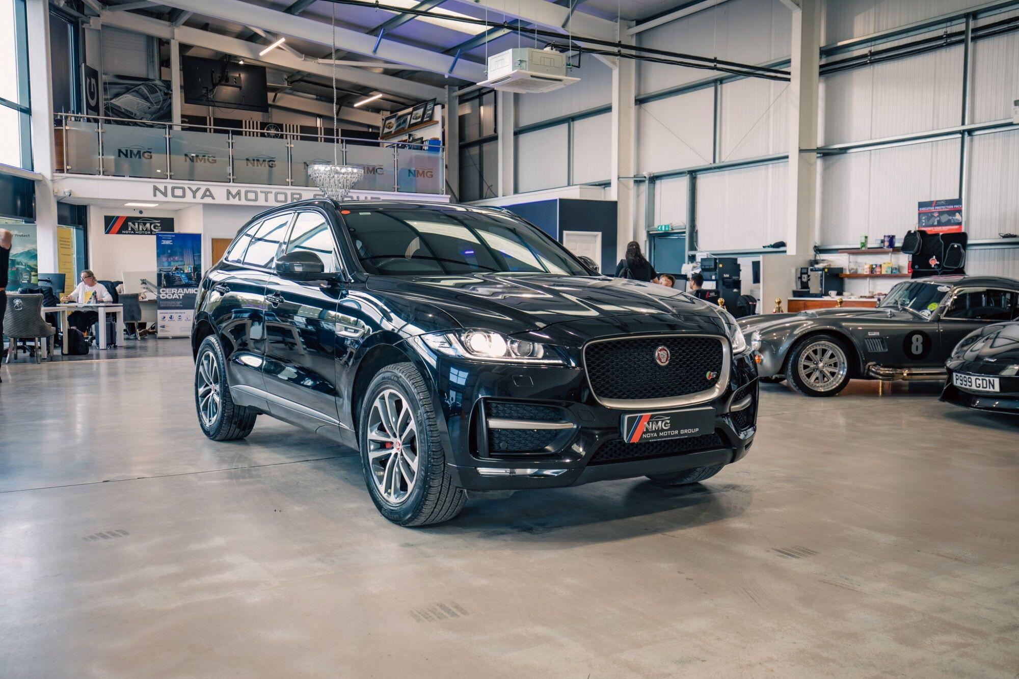 Jaguar F-Pace view 26