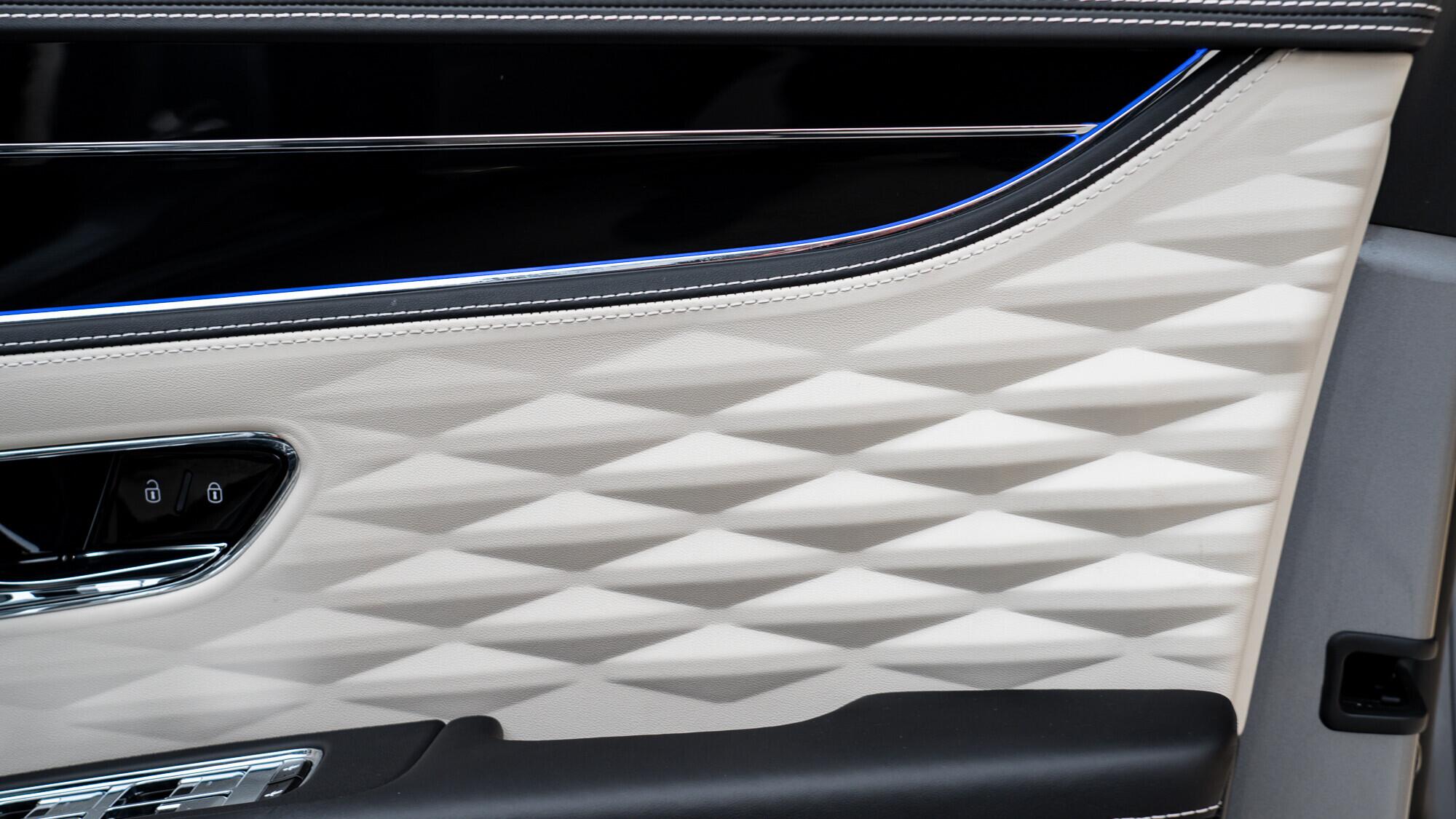 Bentley Flying Spur view 49