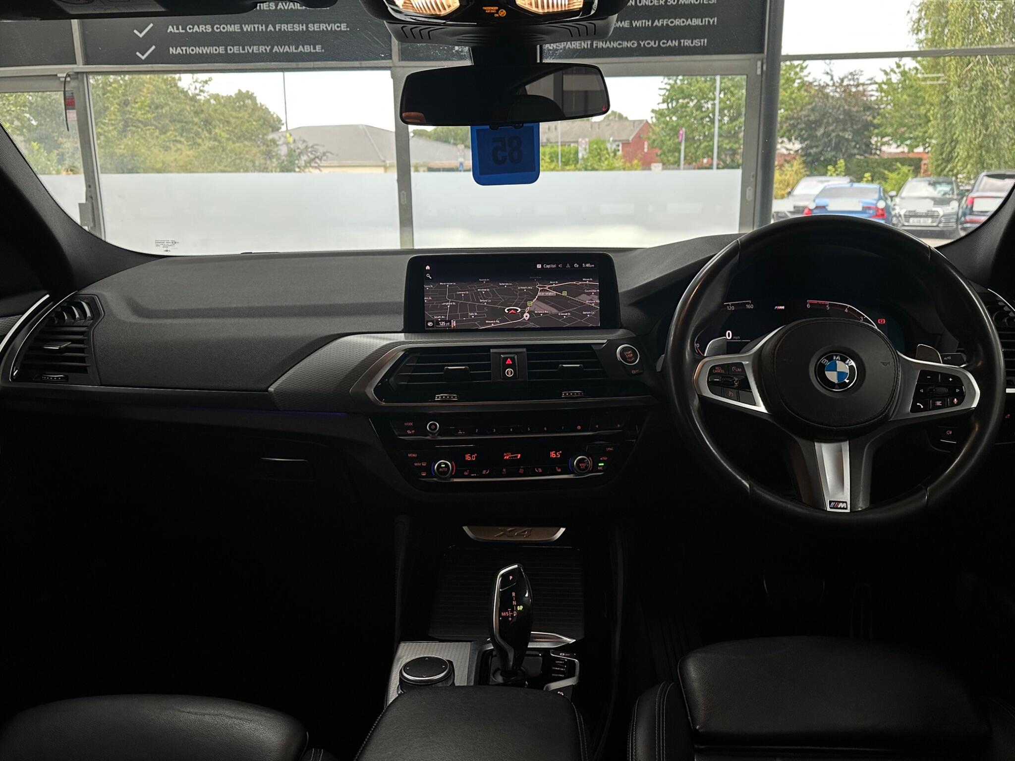 BMW X4 view 17