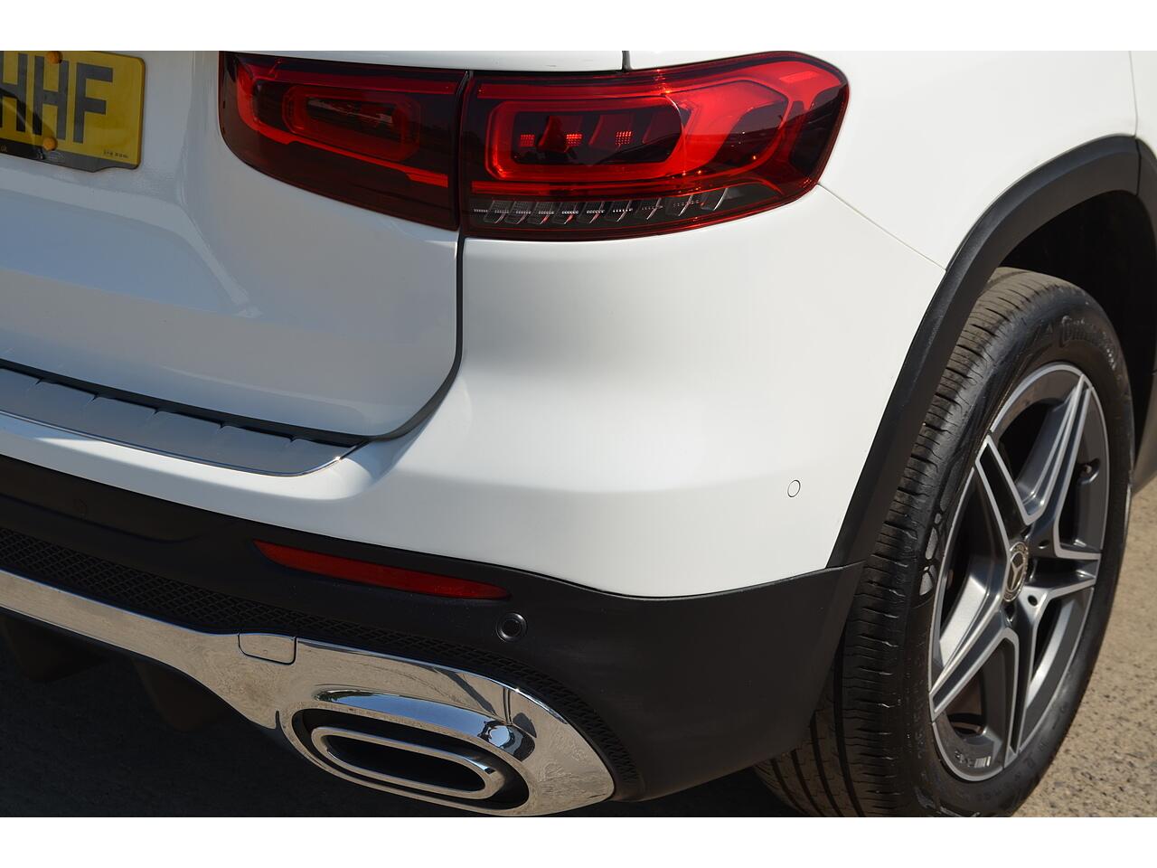Mercedes-Benz GLB view 34