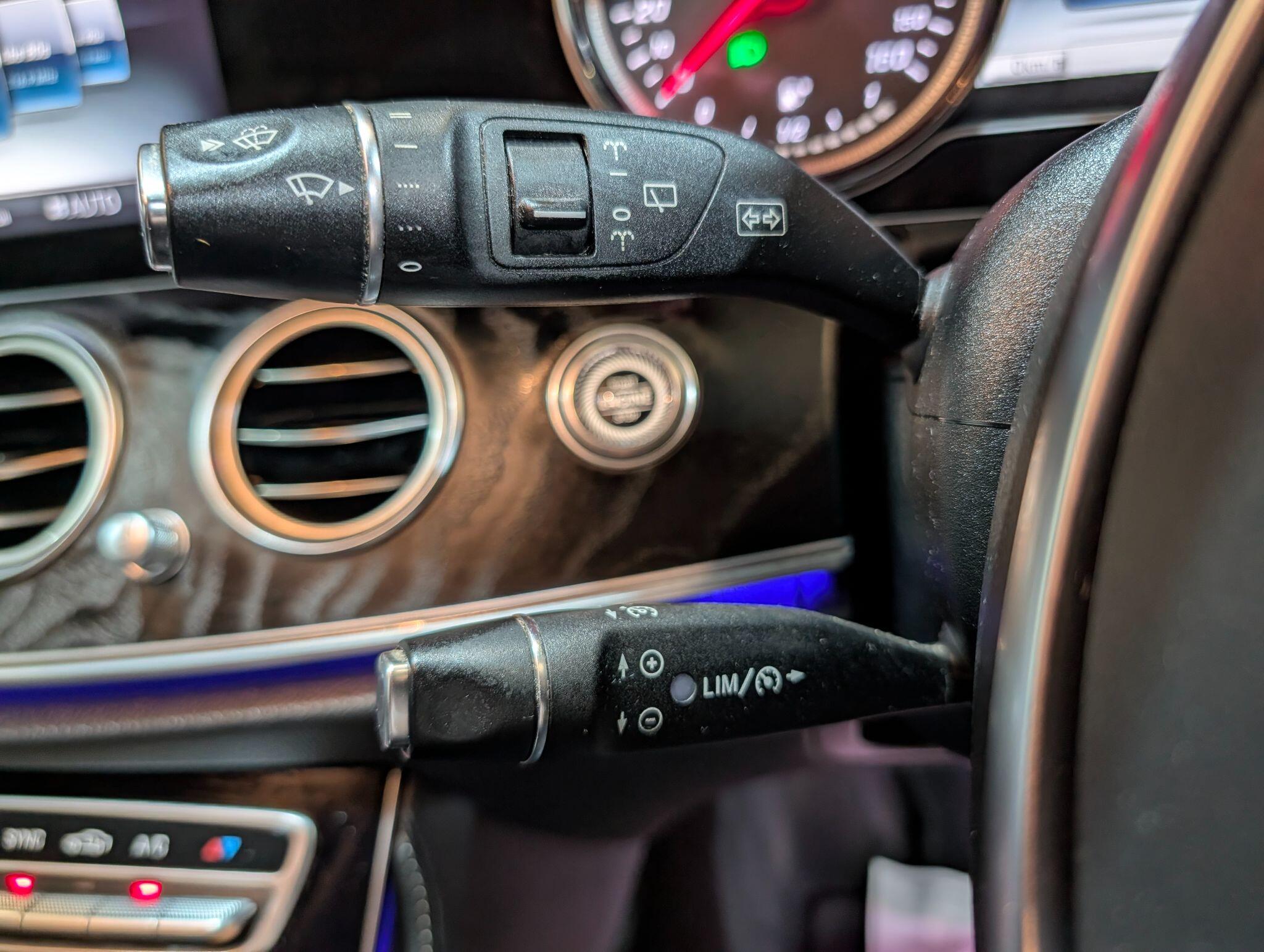Mercedes-Benz E-Class view 78