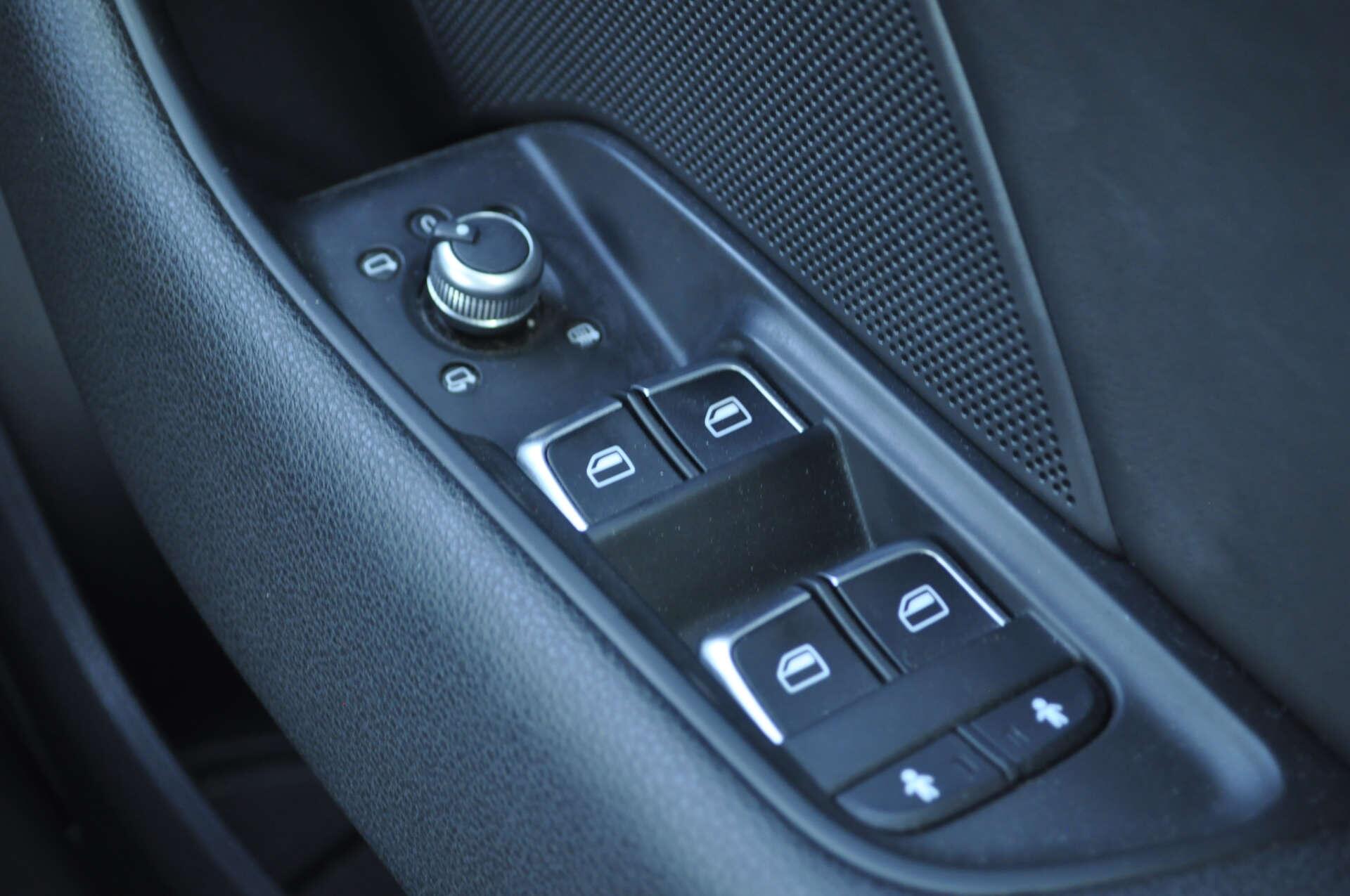 Audi S3 view 24