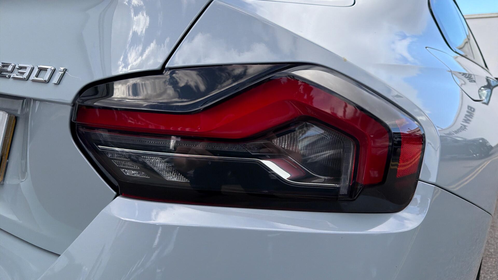 BMW 2 Series view 38