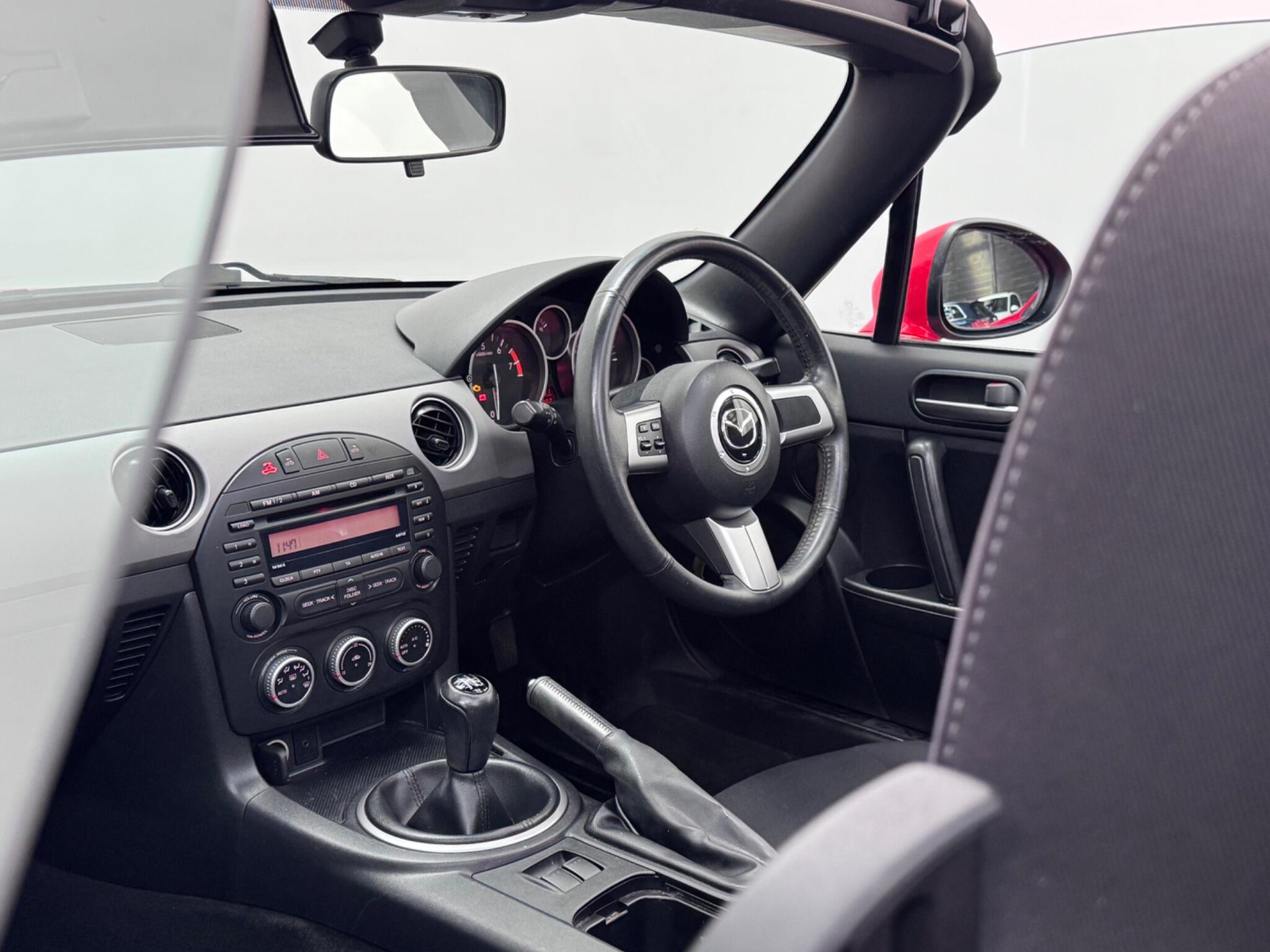 Mazda MX-5 view 33