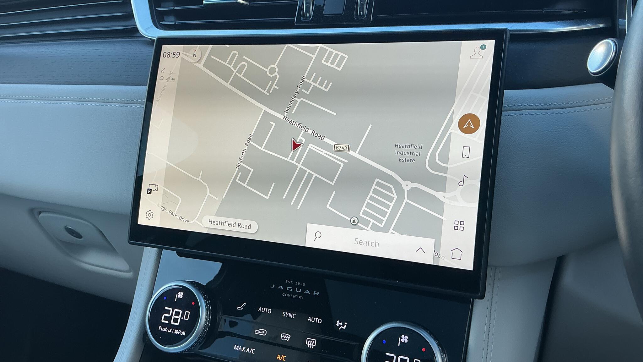 Jaguar F-Pace view 11