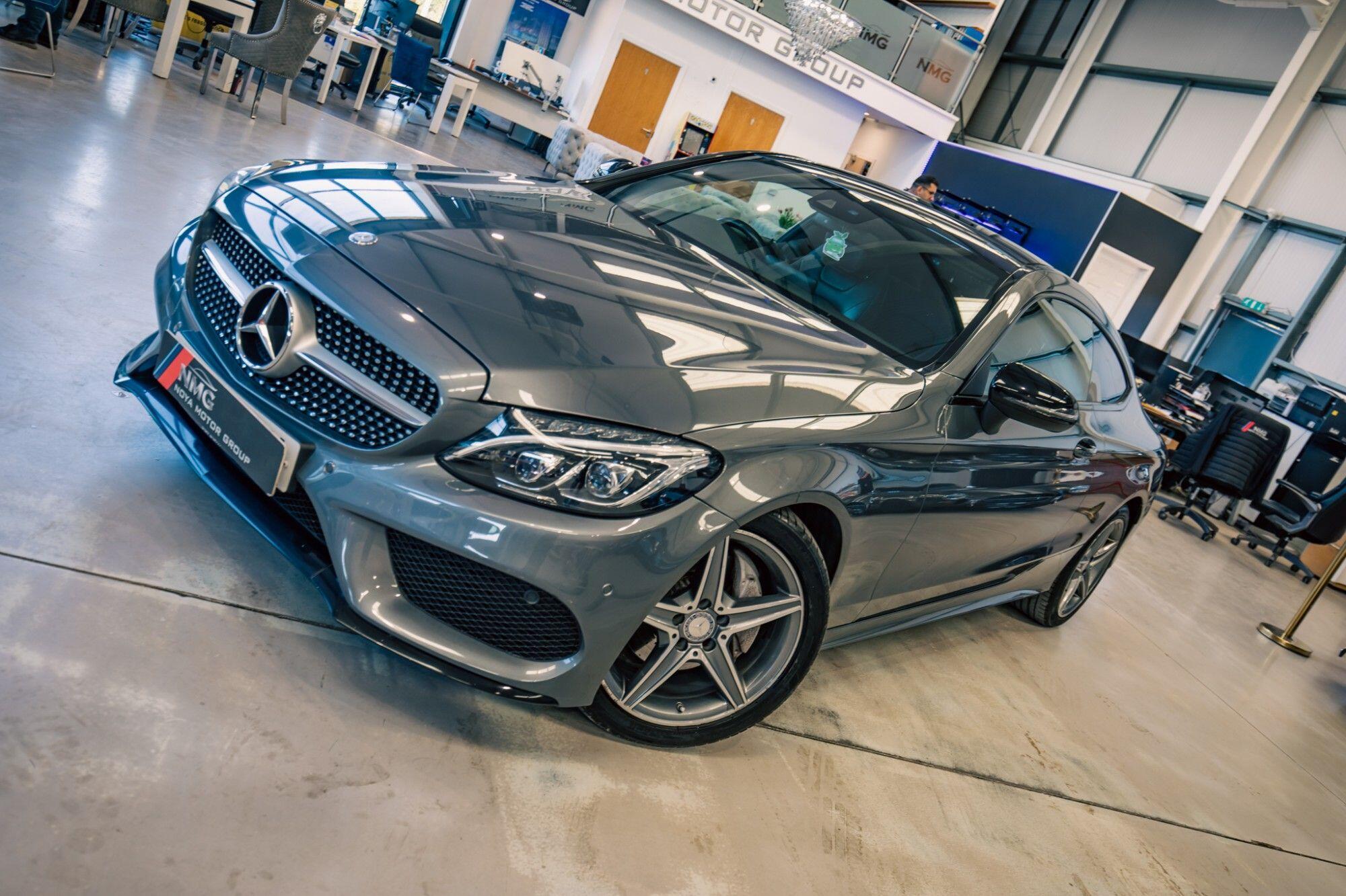 Mercedes-Benz C-Class view 5