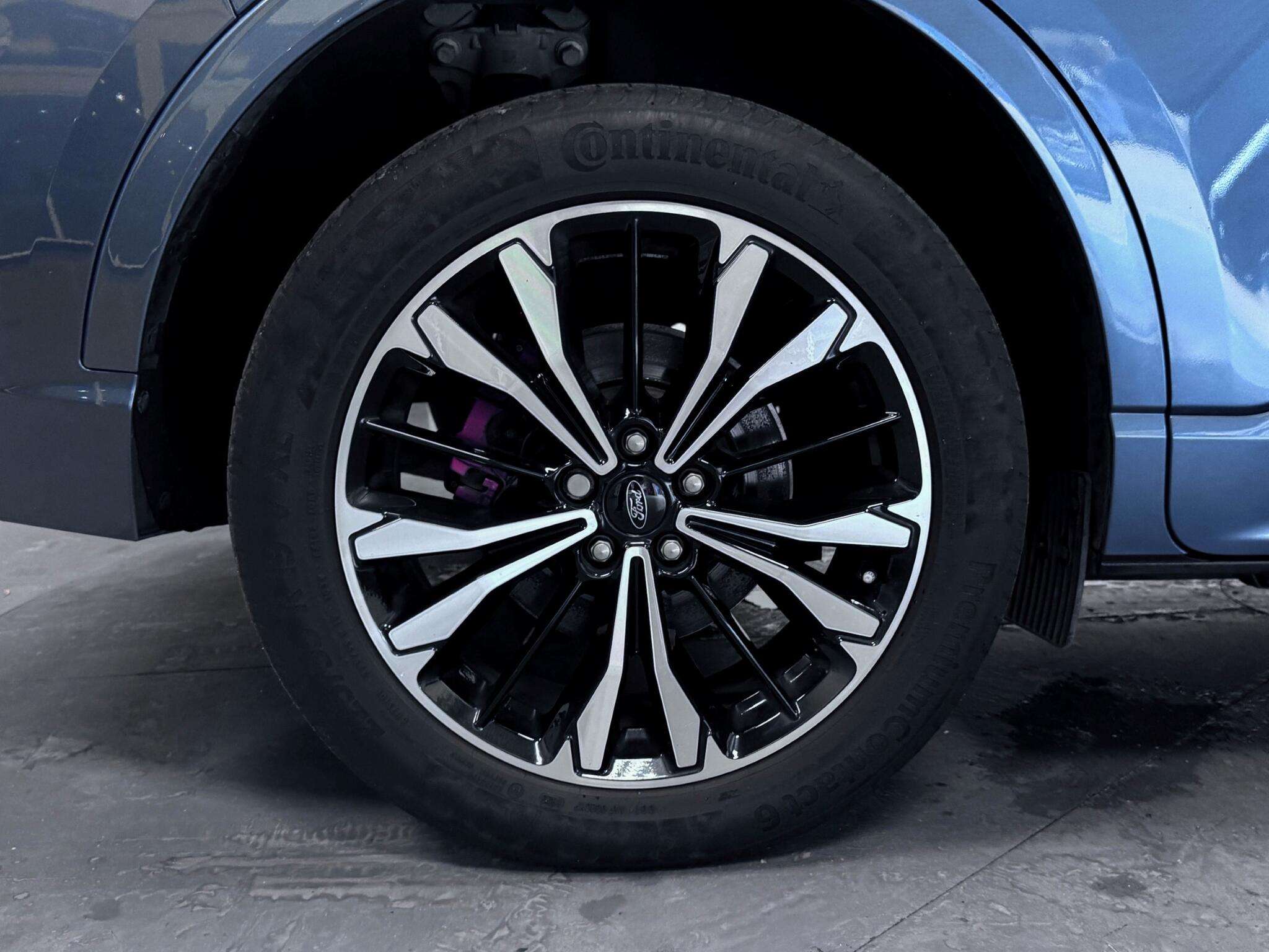 Ford Kuga view 52
