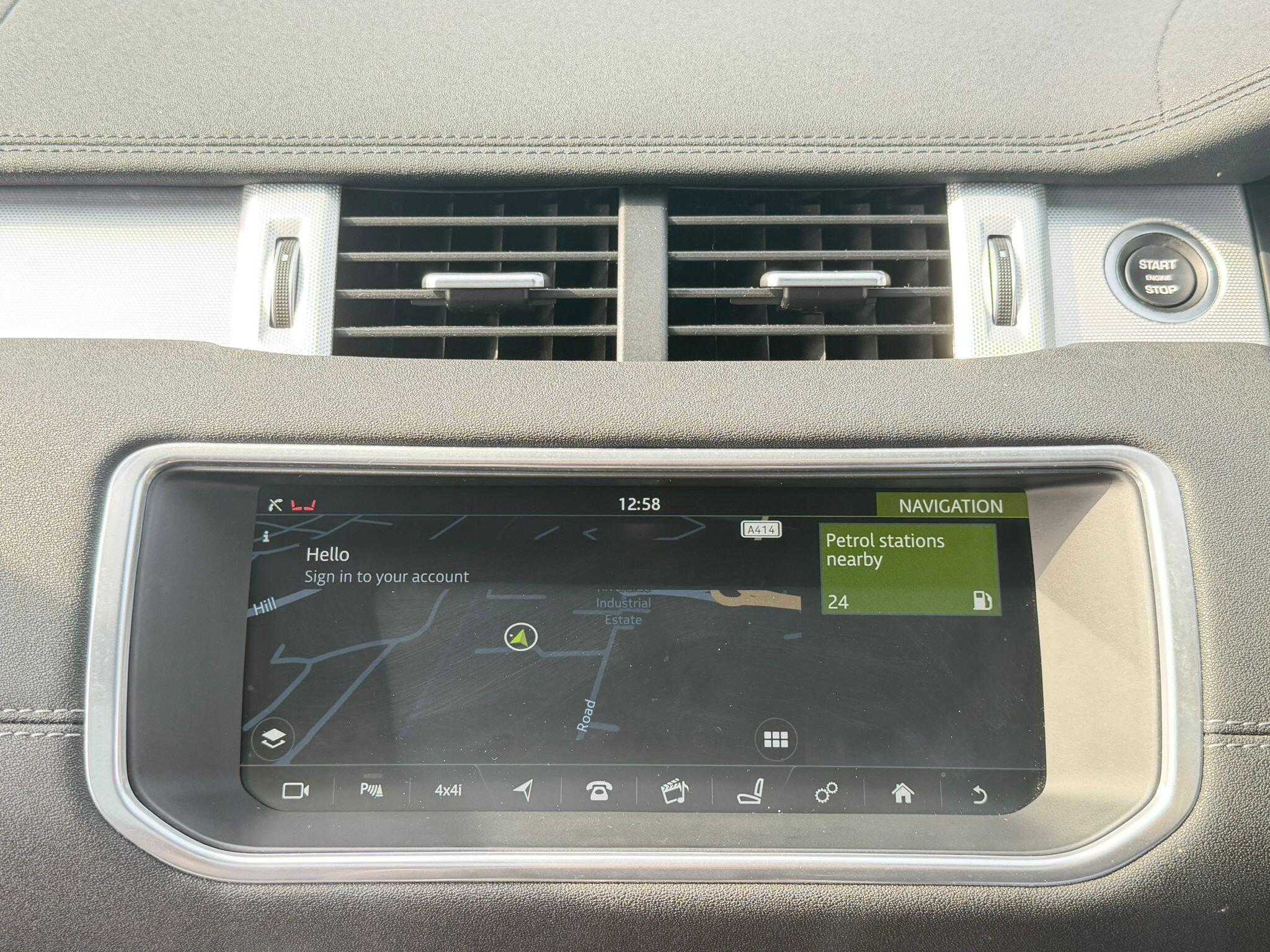 Land Rover Range Rover Evoque view 9