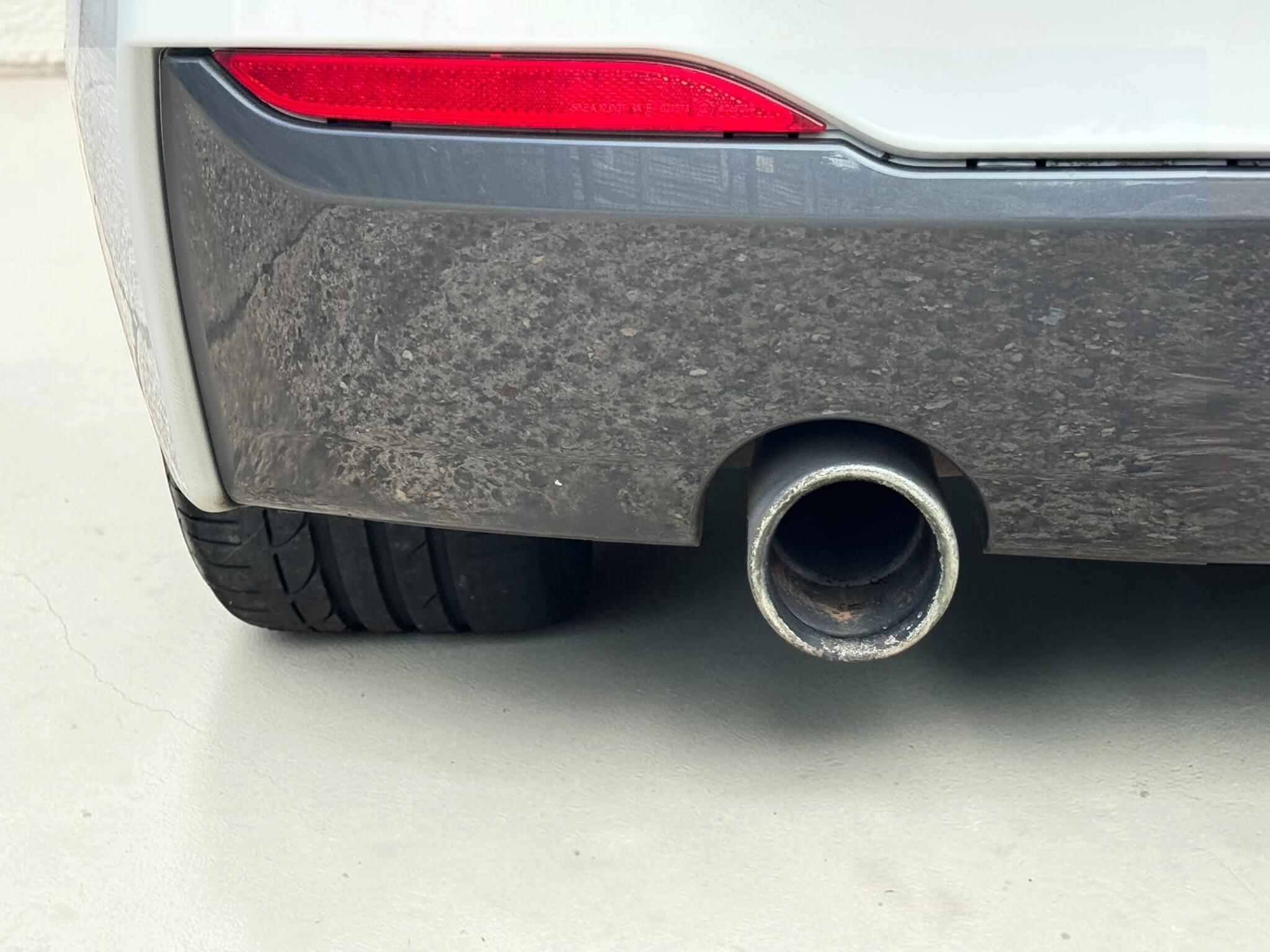 BMW 2 Series view 44