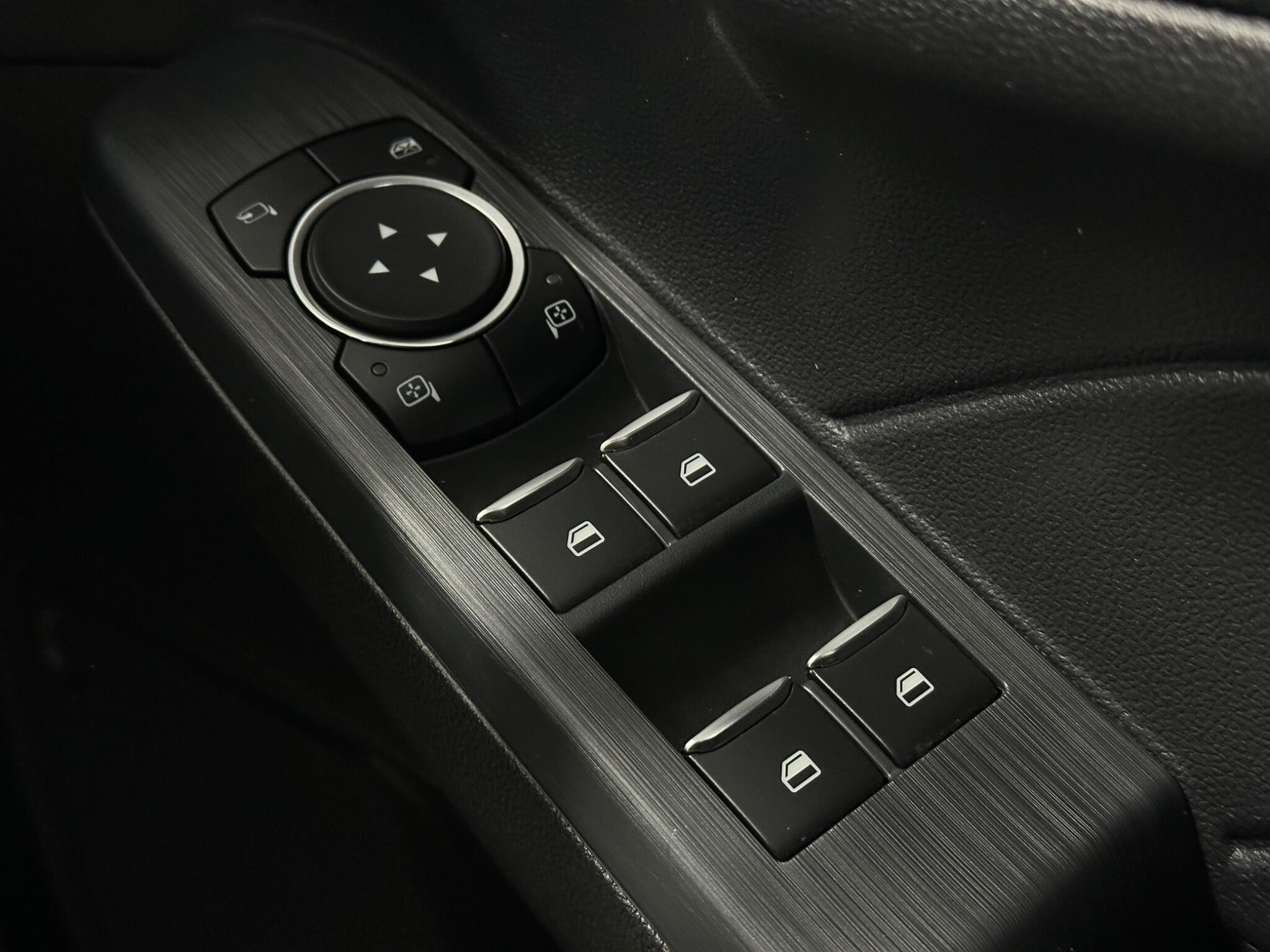 Ford Kuga view 19