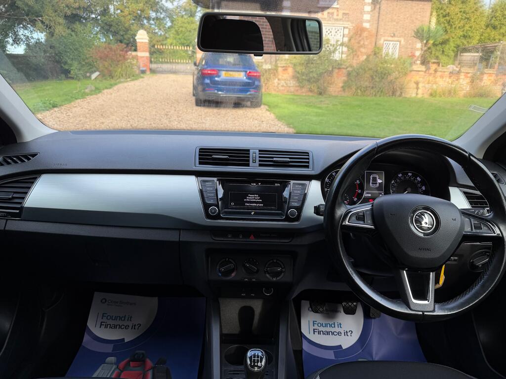 Skoda Fabia view 27