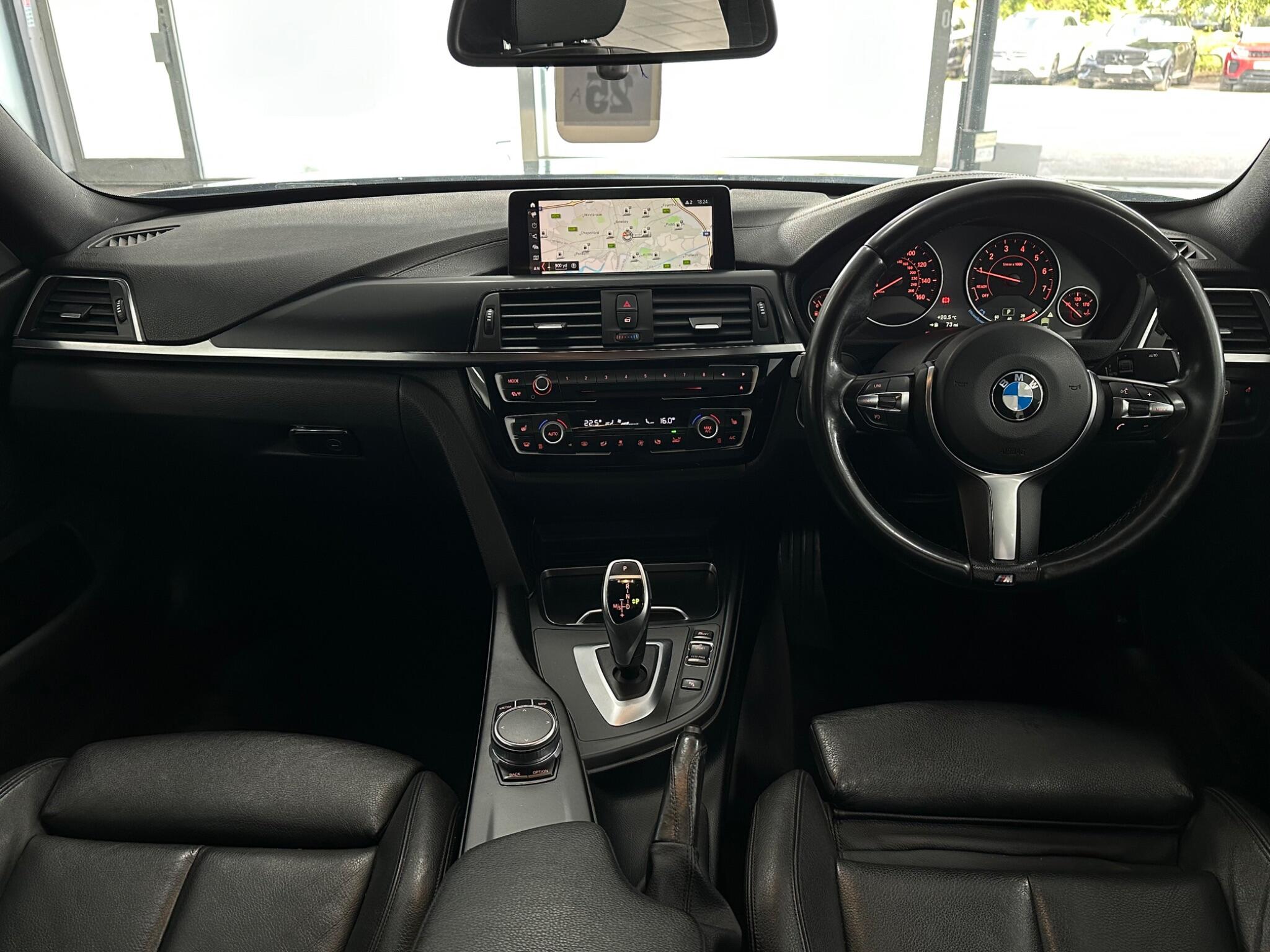 BMW 4 Series view 17