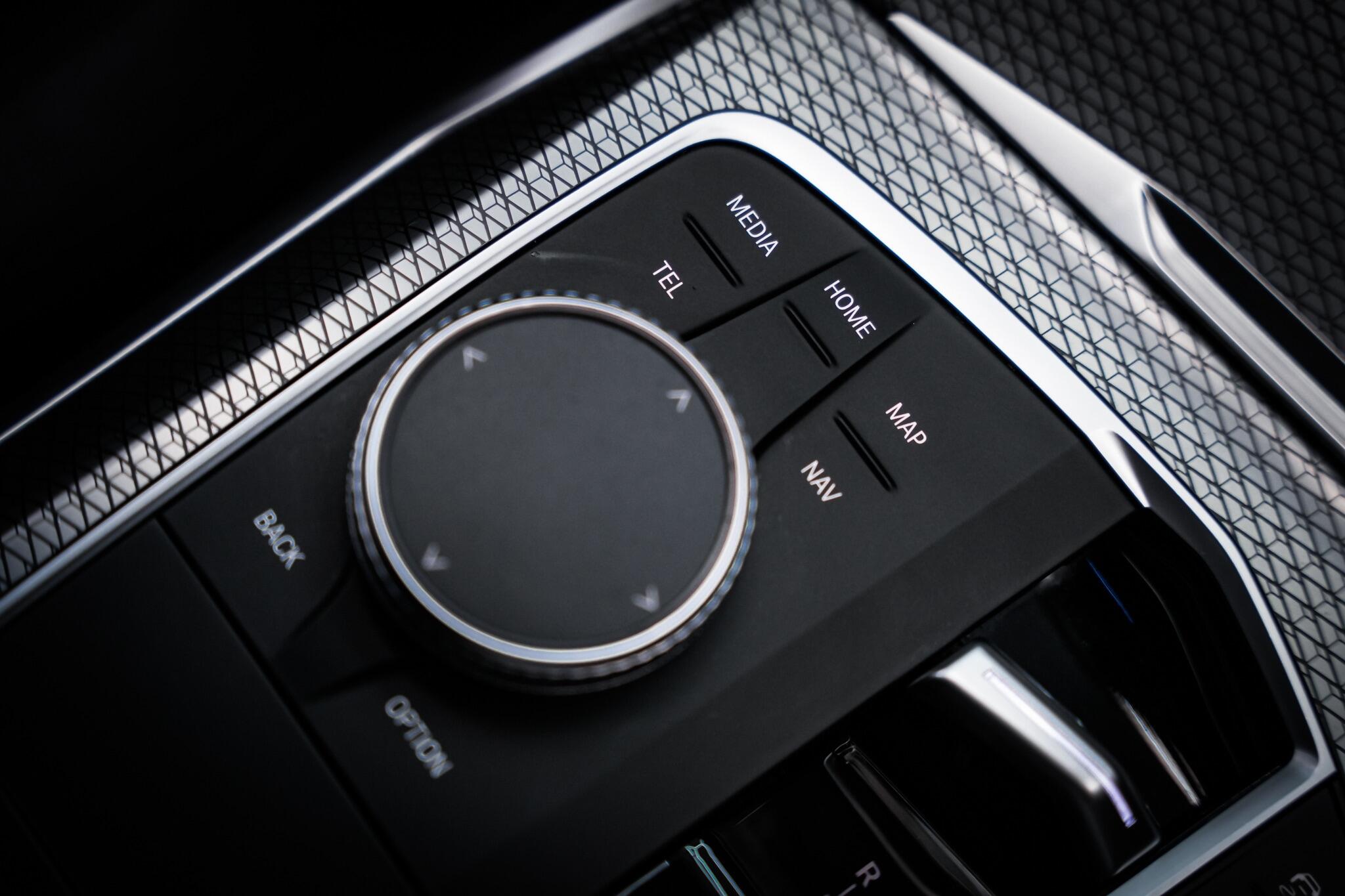 BMW 3 Series view 46