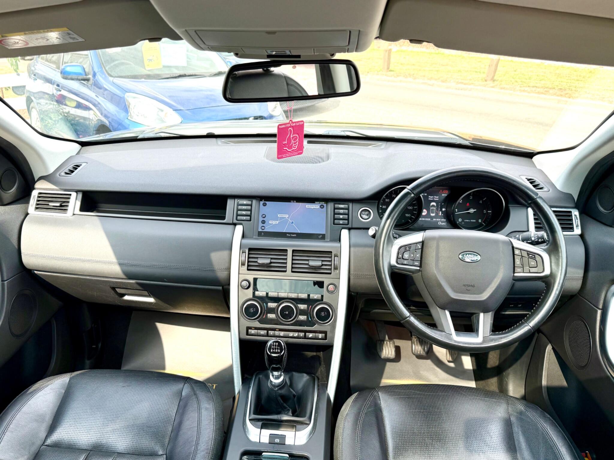 2016 Land Rover Discovery Sport 2.0 TD4 HSE 4WD Euro 6 (s/s) 5dr (5 Seat) • 91,500 miles image 19