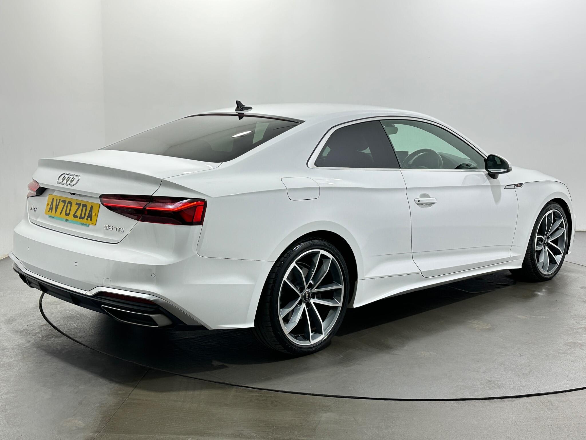 Audi A5 view 8