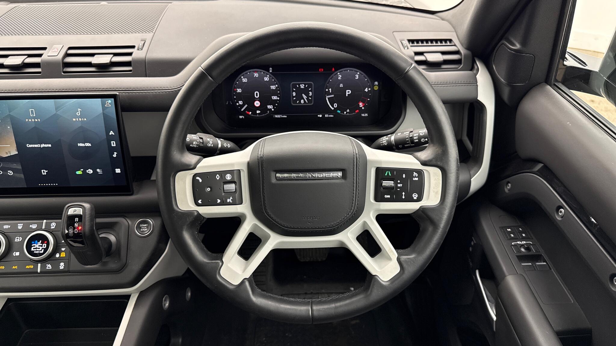 Land Rover Defender view 15