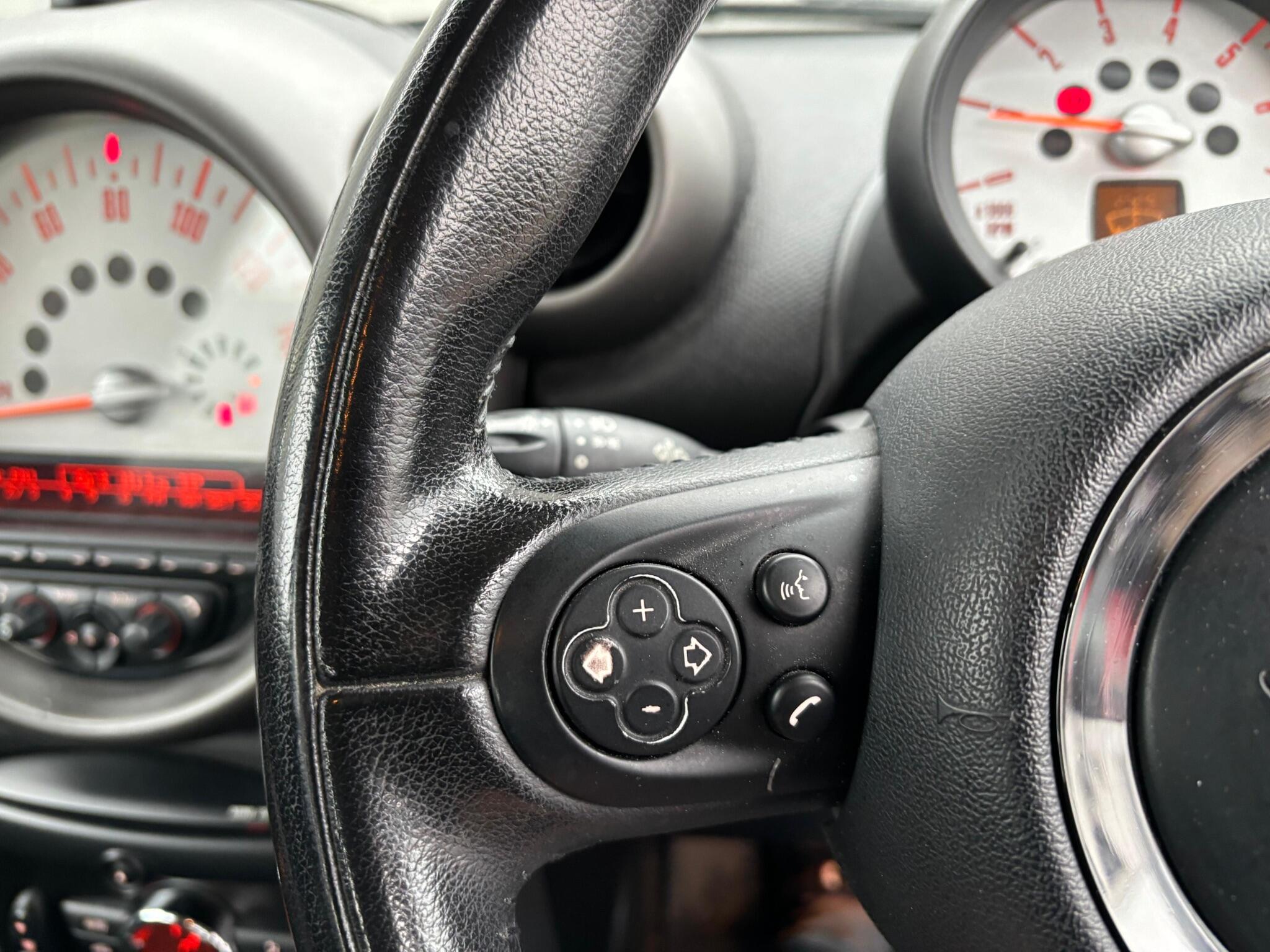 Mini Countryman view 13