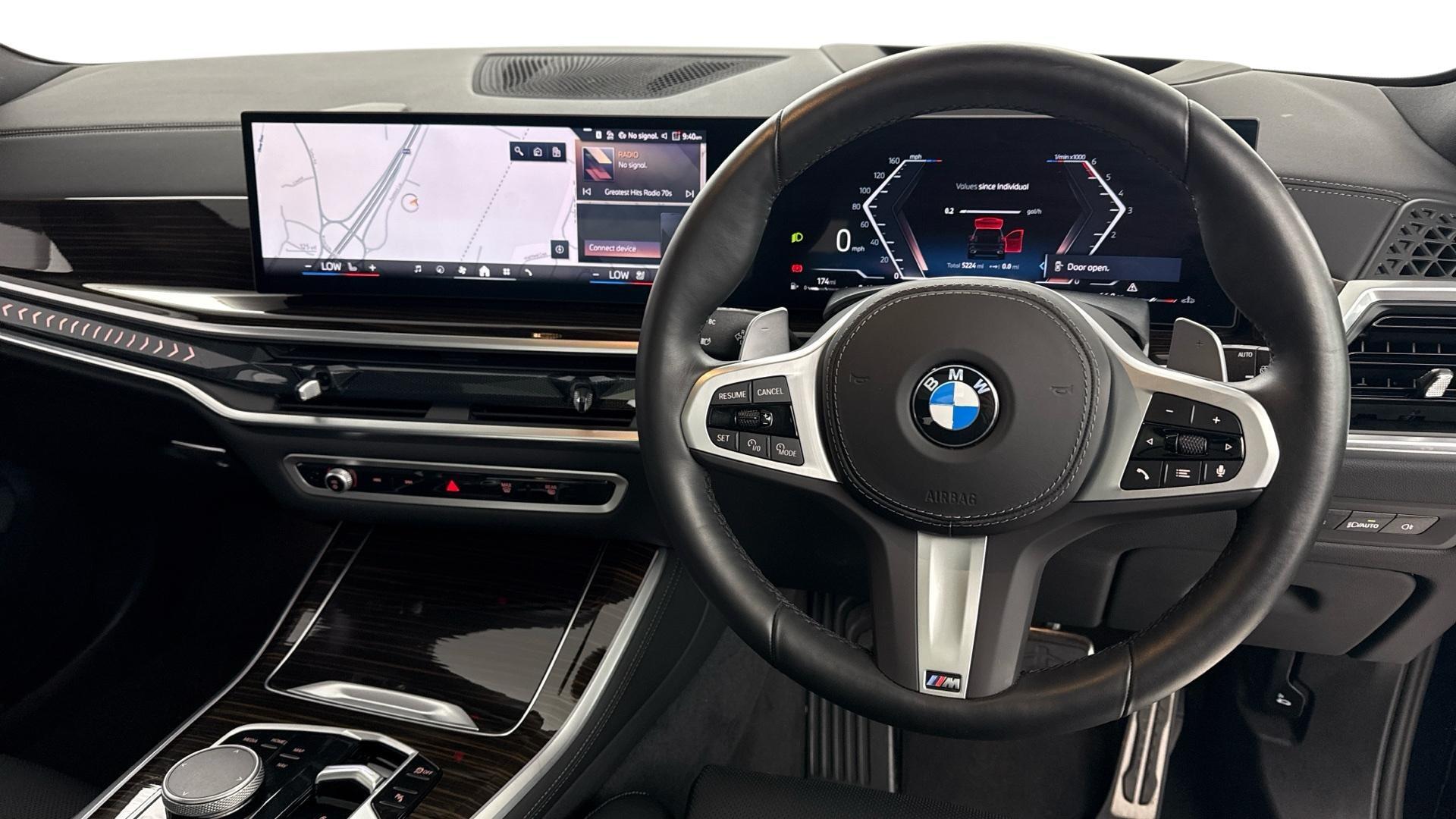 BMW X5 view 5