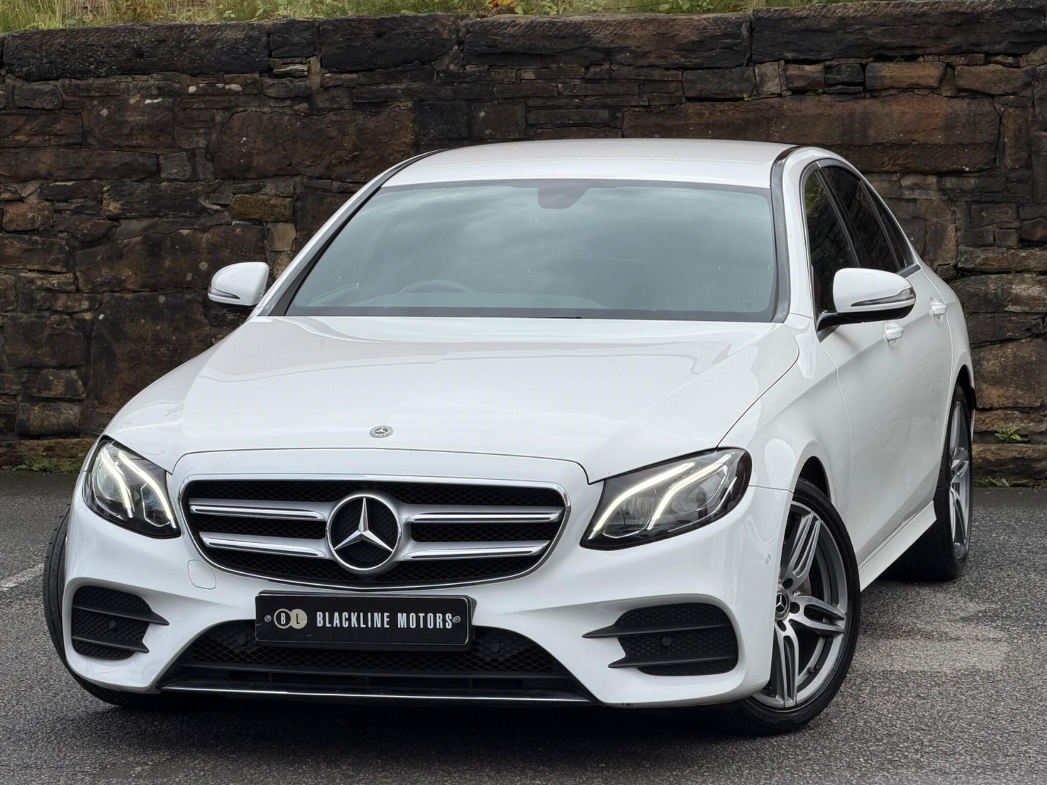Mercedes-Benz E-Class view 3
