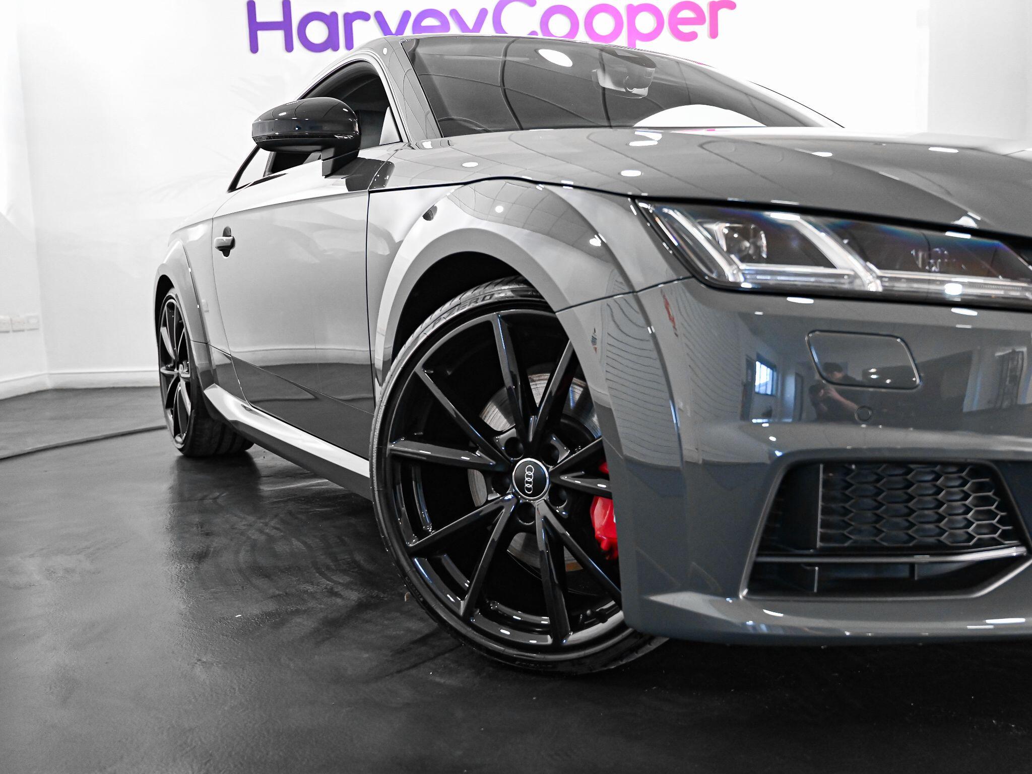 Audi TTS view 23