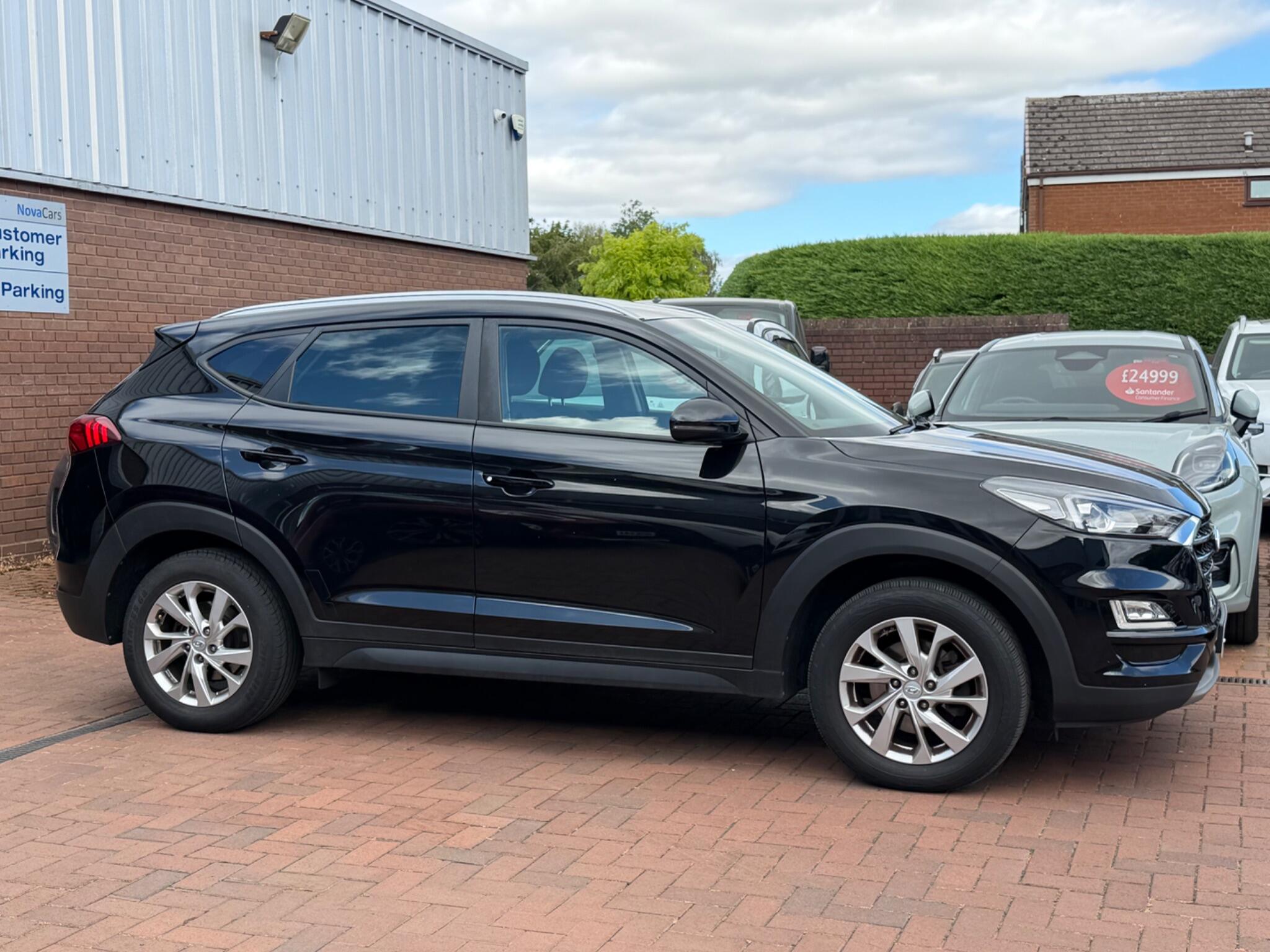 Hyundai Tucson view 23