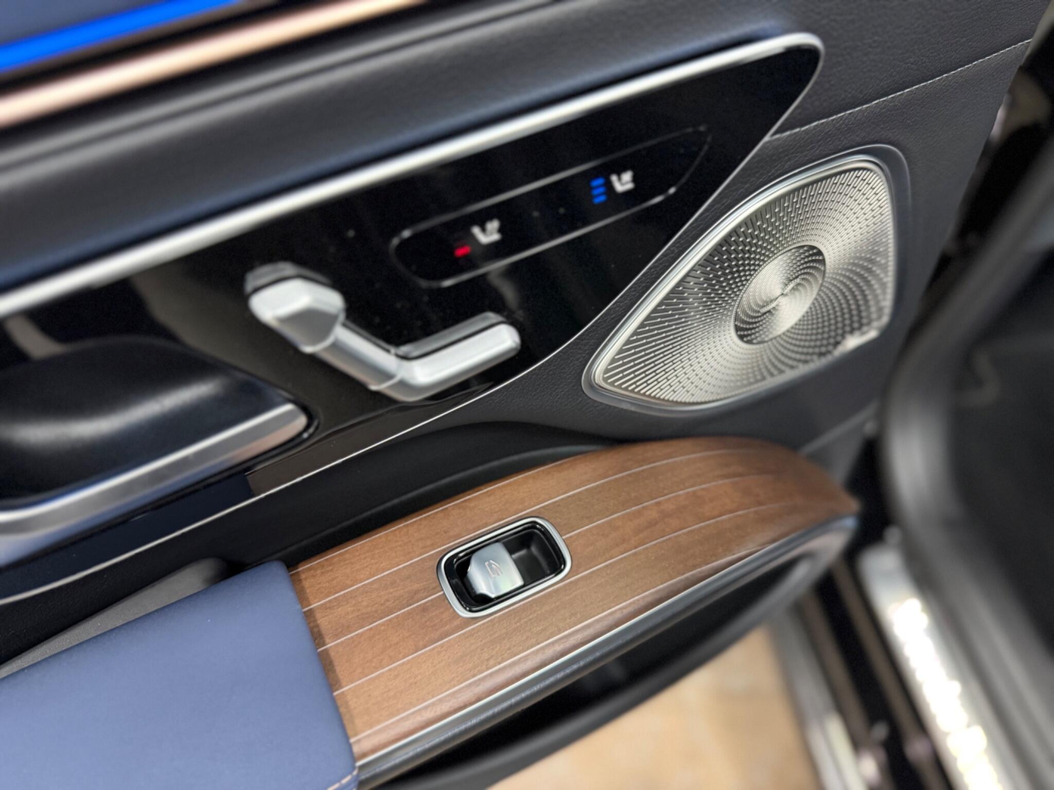 Mercedes-Benz EQS view 88