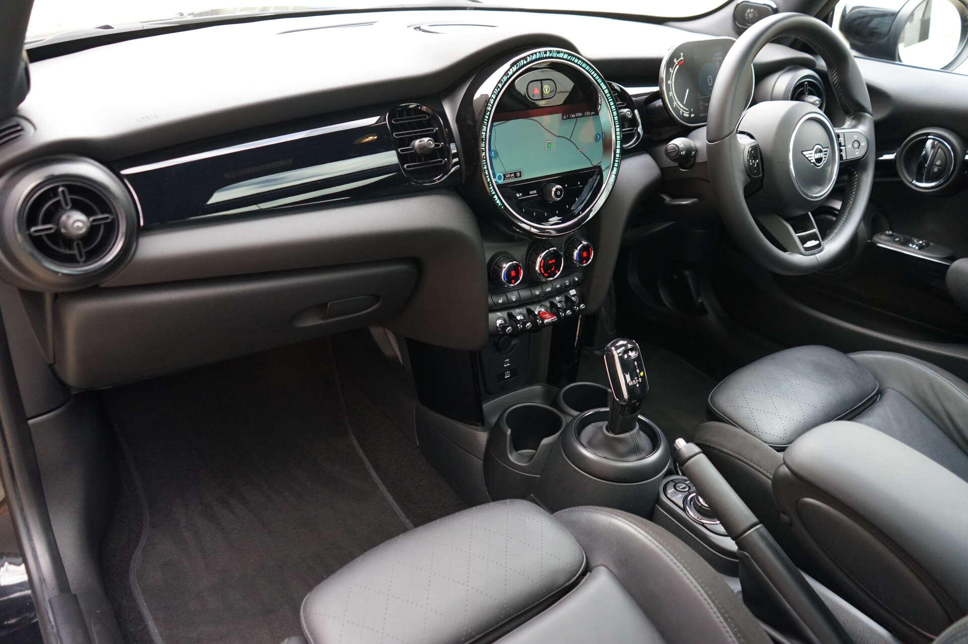 Mini Hatch view 2