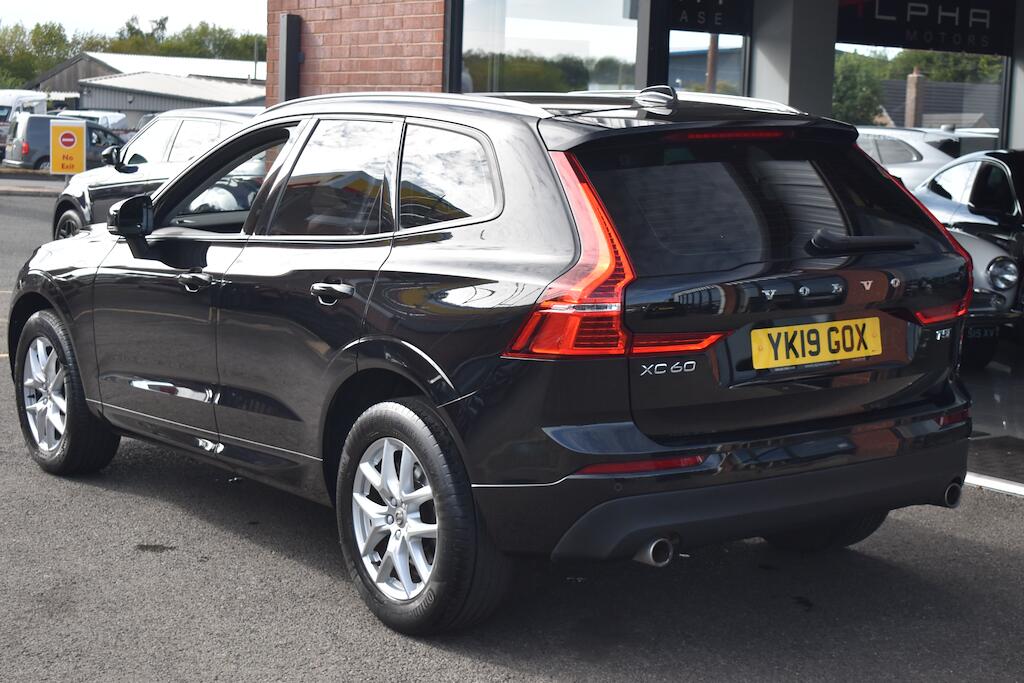 Volvo XC60 view 10