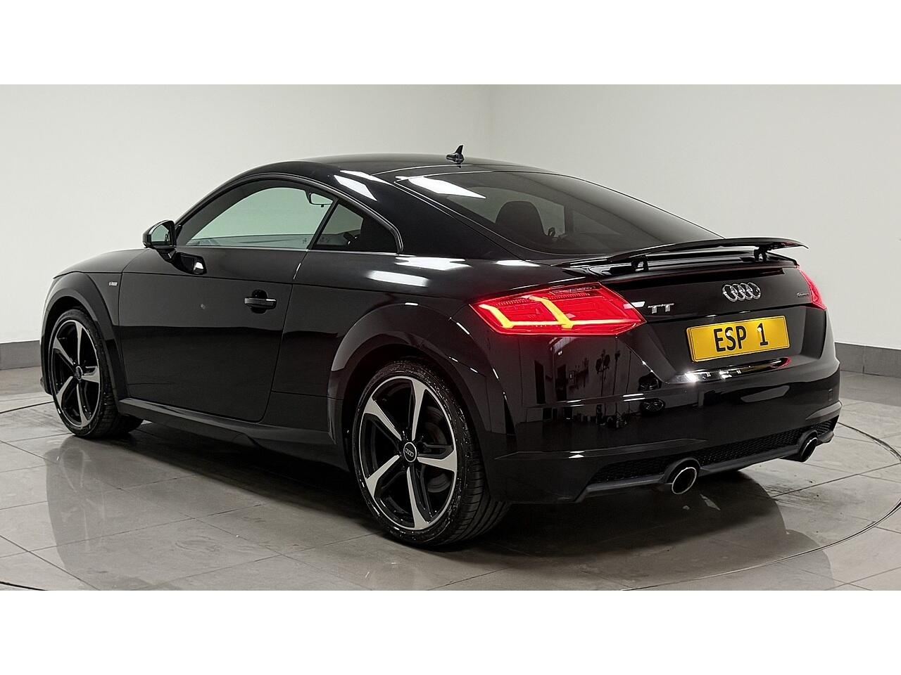 Audi TT view 6