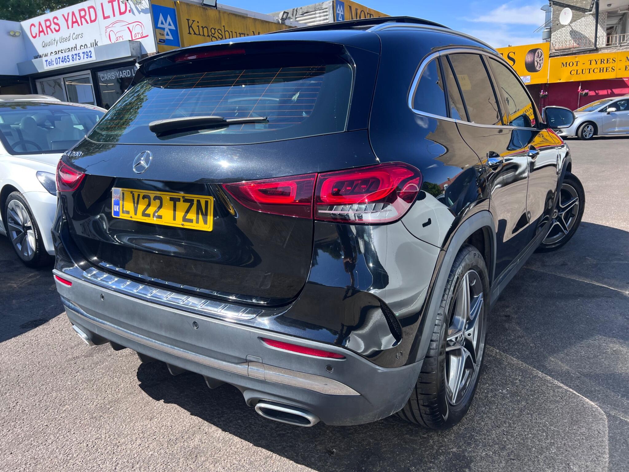 Mercedes-Benz Gla view 10