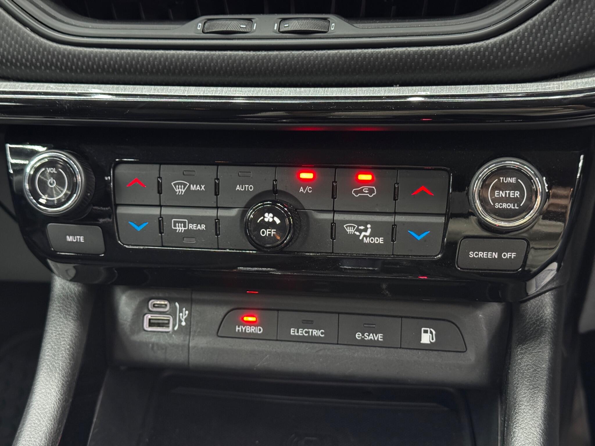 Jeep Compass view 28