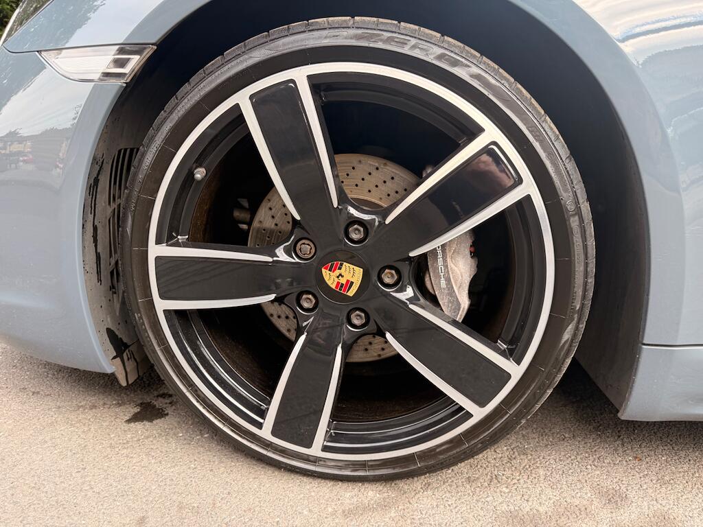 Porsche Boxster view 31