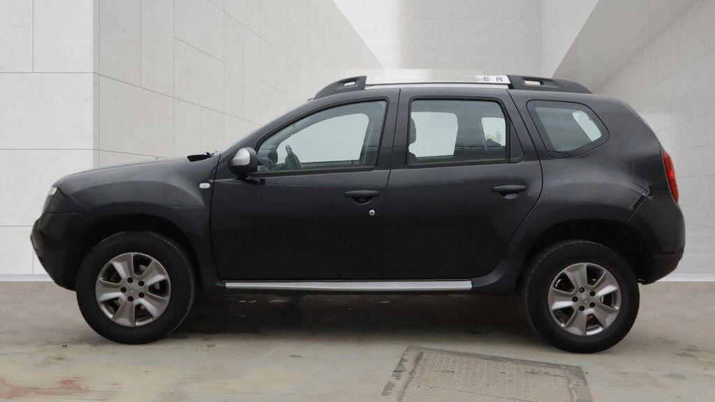 Dacia Duster view 8