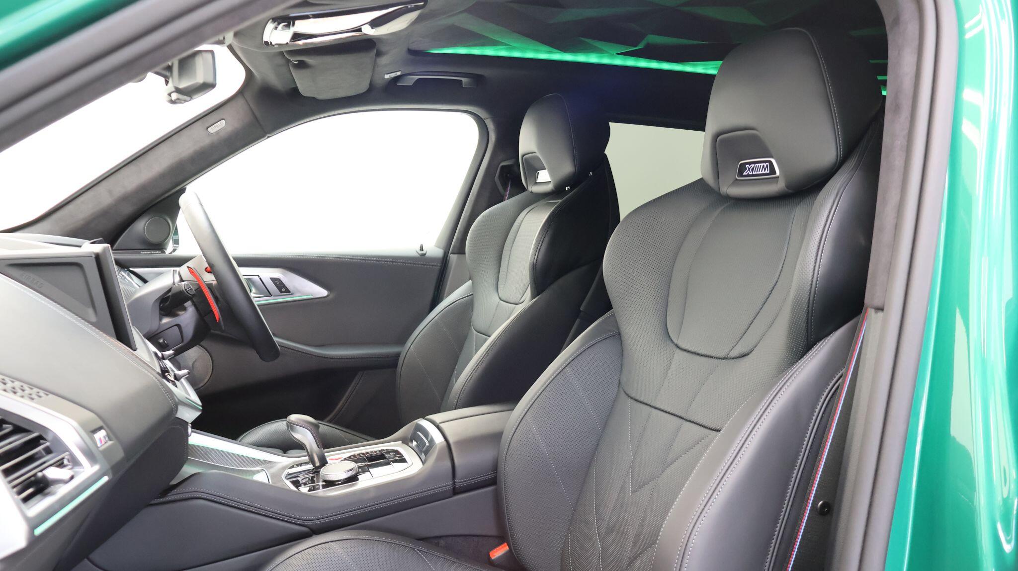 BMW XM view 27