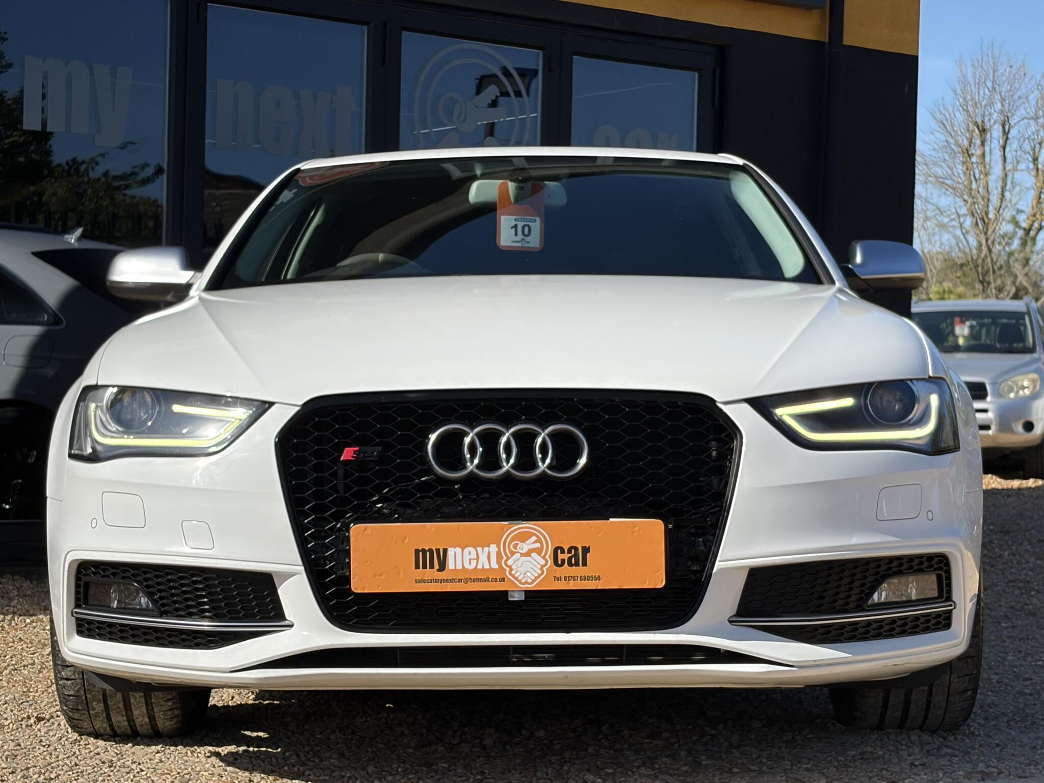 Audi S4 view 3