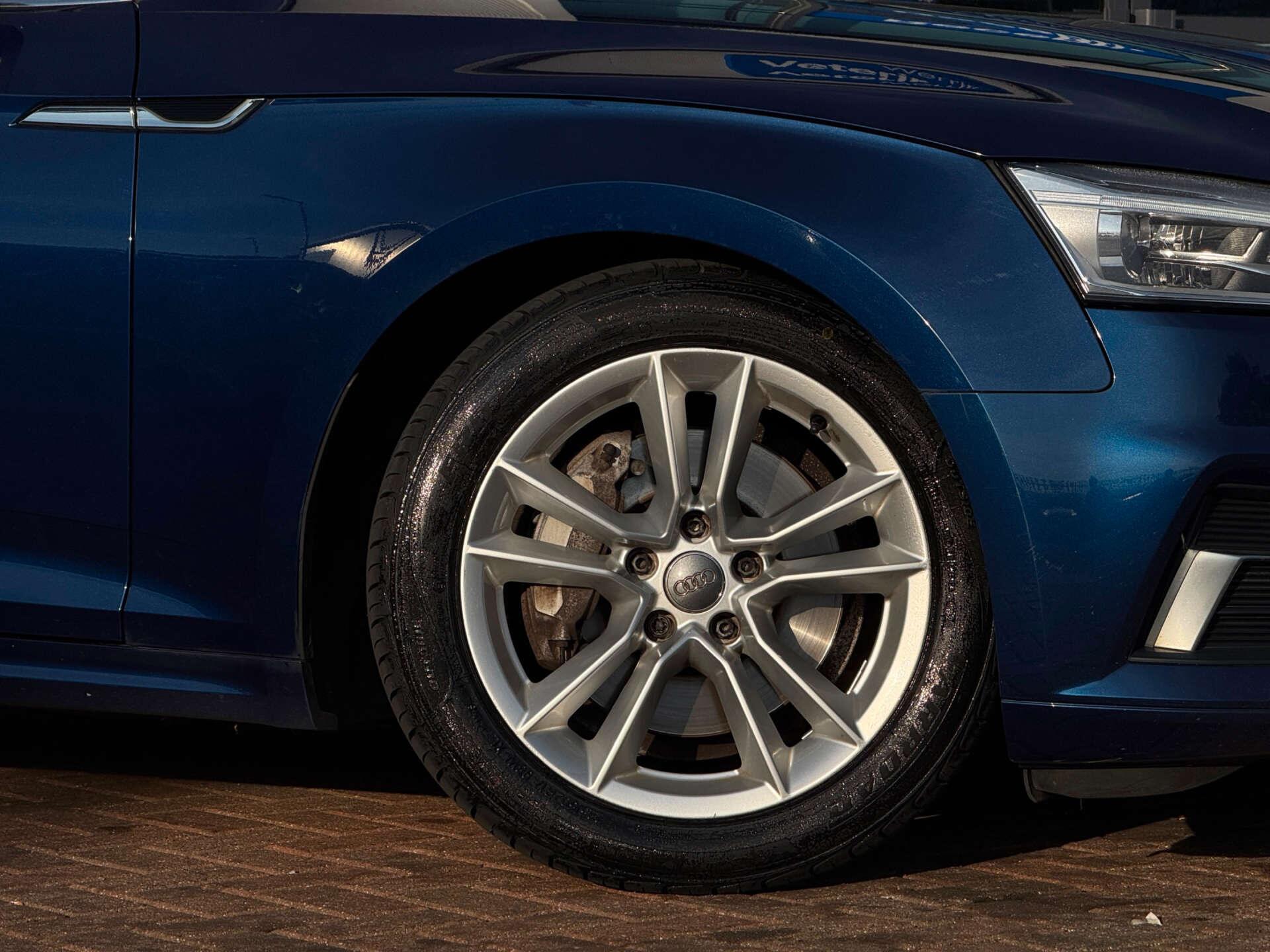 Audi A5 view 18
